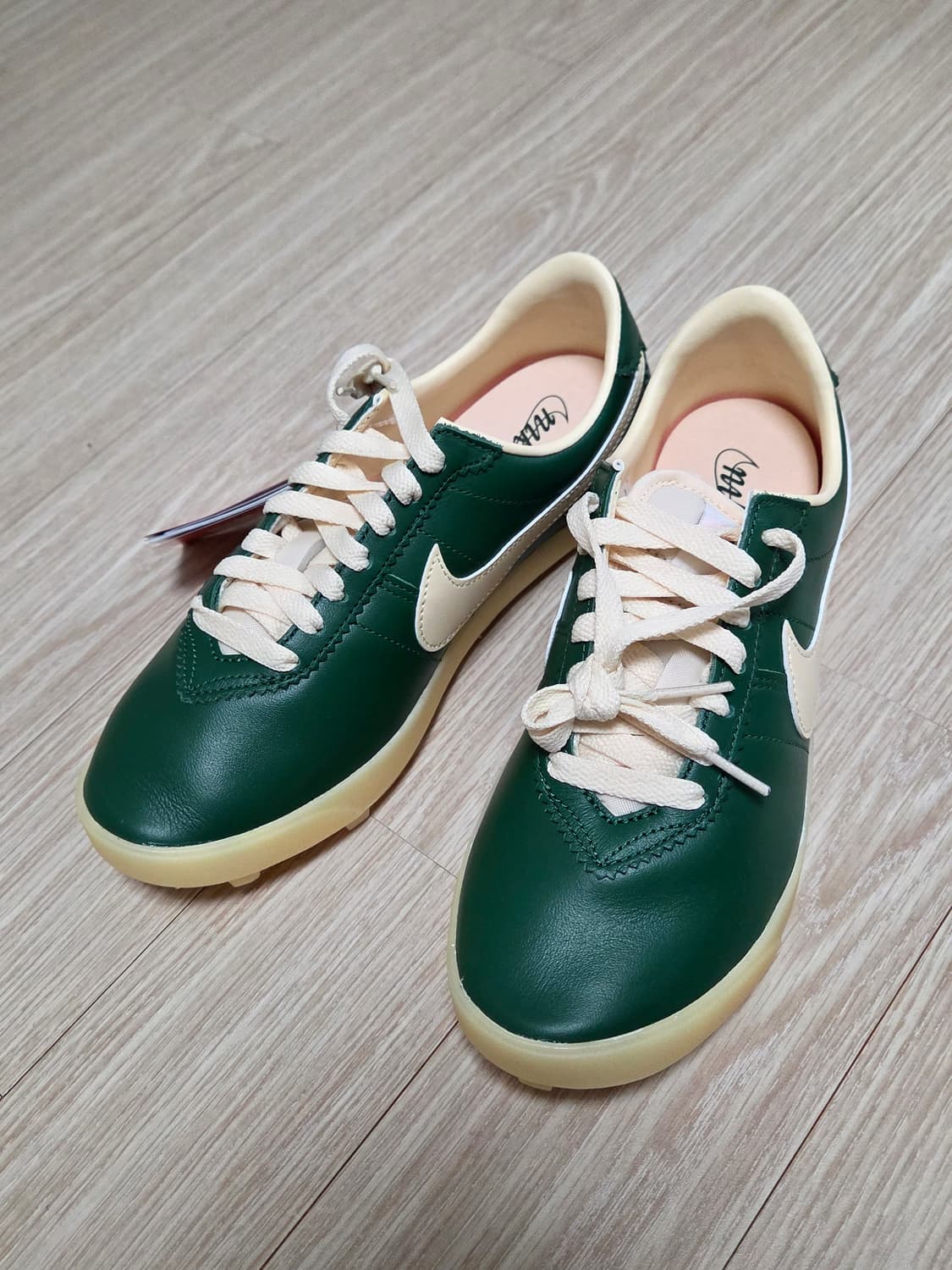 나이키 아스트로그래버 레더 240 상품이미지2