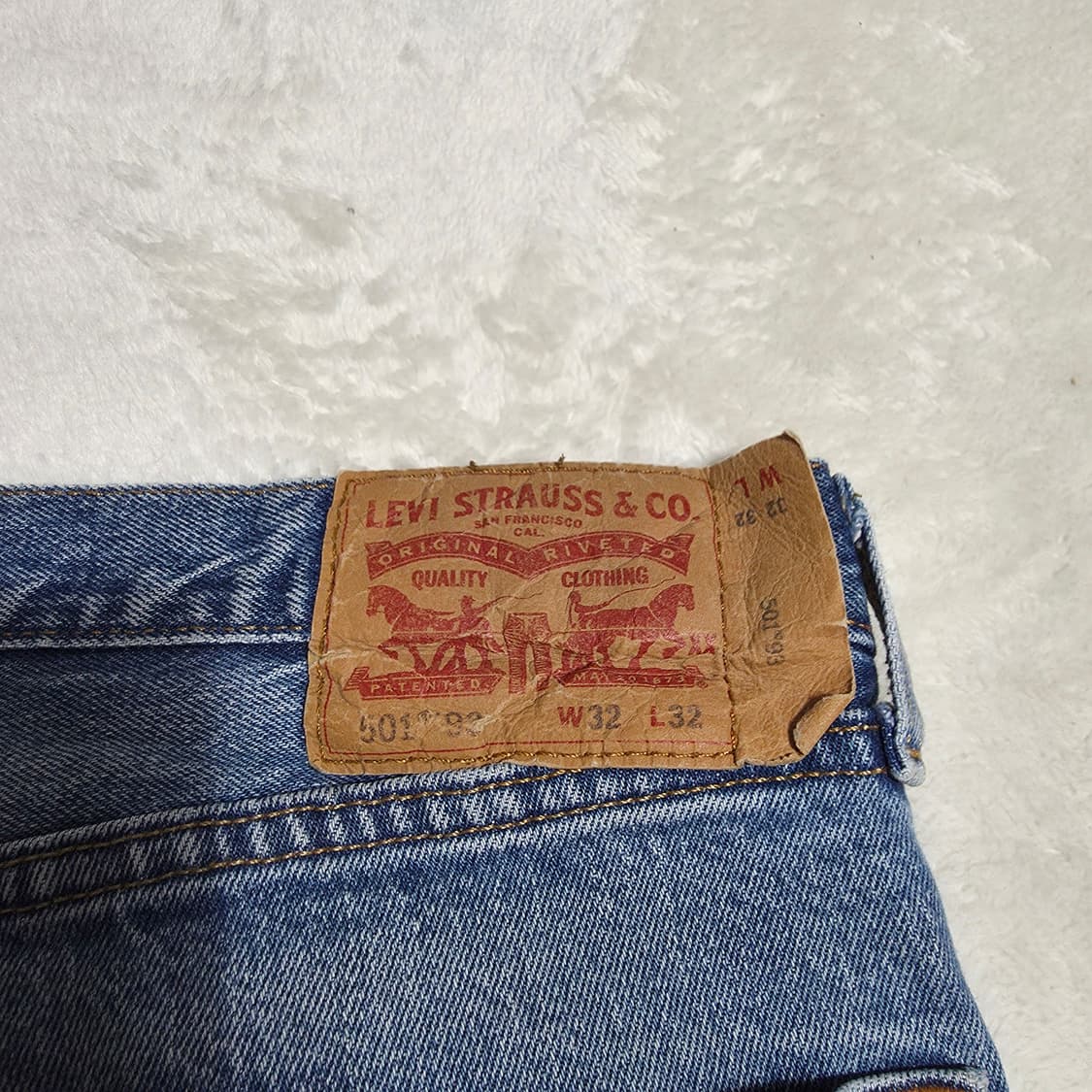 (32)리바이스 501 93 빈티지 워싱 데님 팬츠 상품이미지4