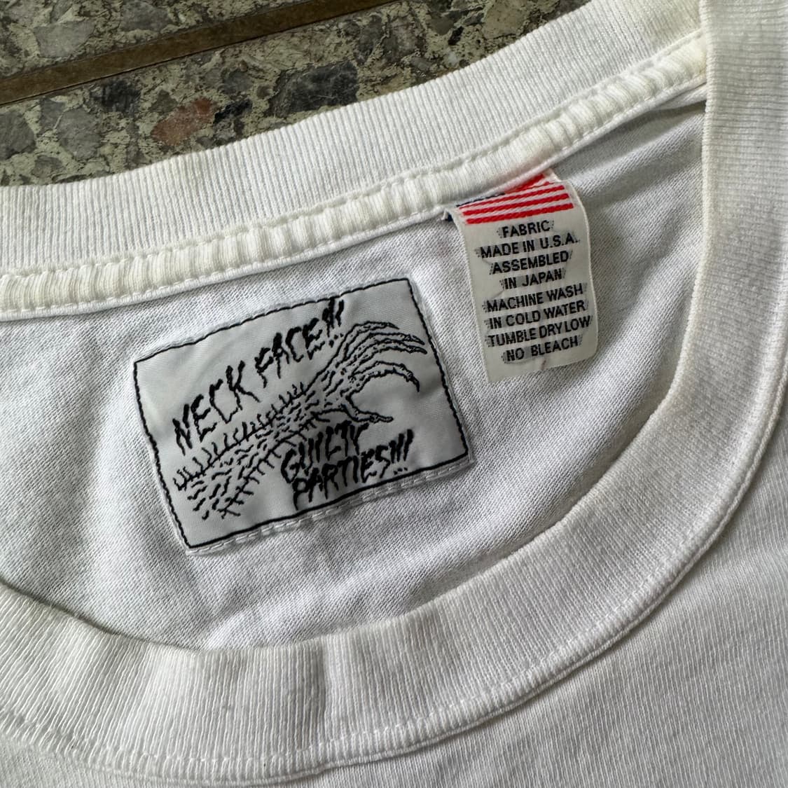 [XL] Guilty Parties X Neck Face 반팔티 상품이미지8