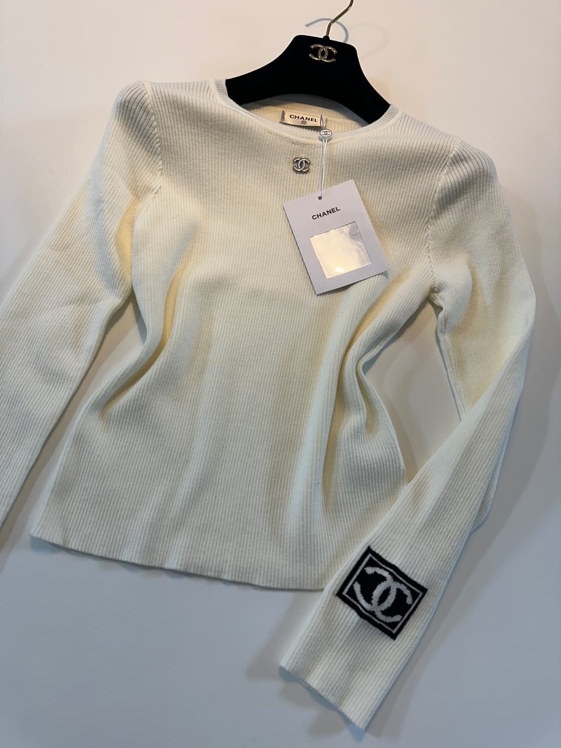 (새상품)샤넬니트 상품이미지4