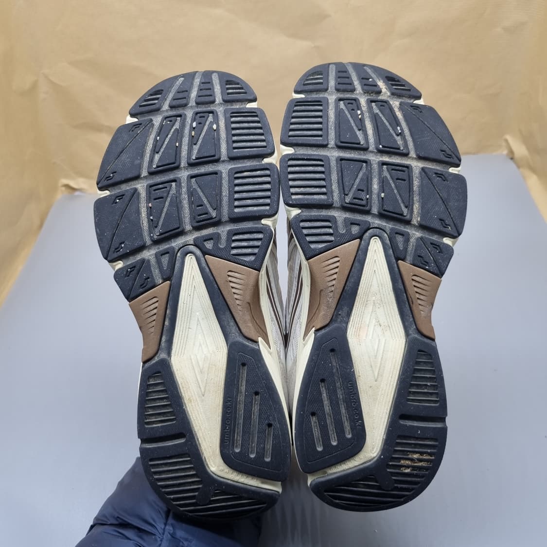 엄브로 ETR002 운동화245  상품이미지3