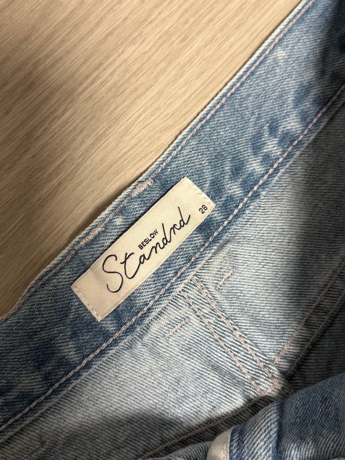 [28] 비슬로우 콘밀 데님 라이트워시드 상품이미지2