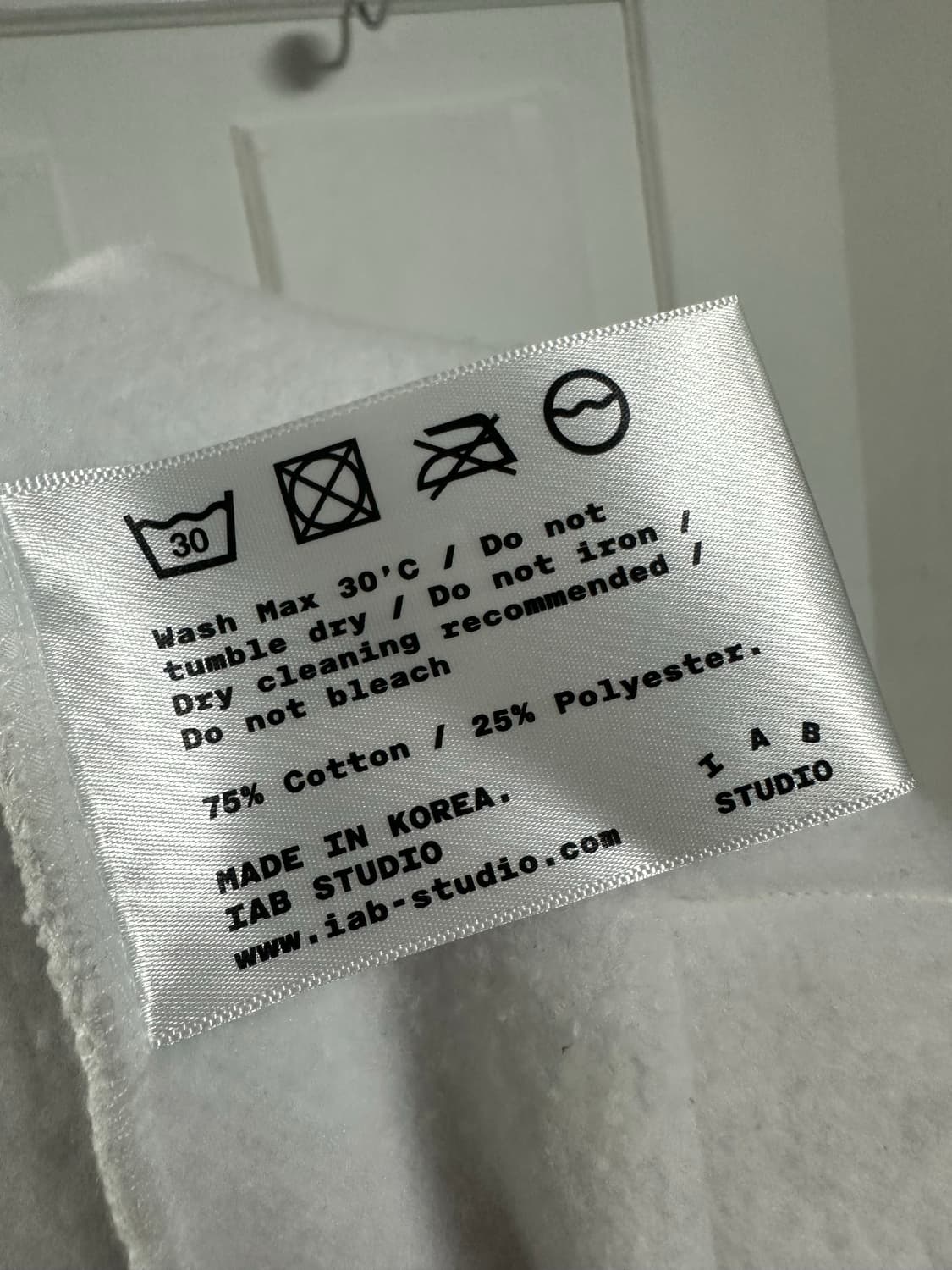 아이앱스튜디오 10주년 후드티 상품이미지4