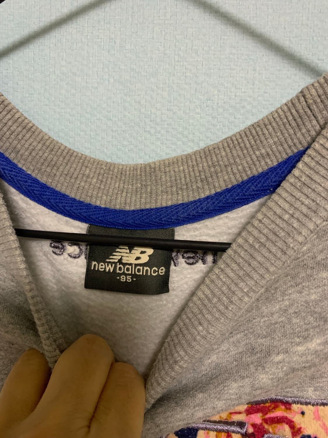 뉴발란스 기모 여성맨투맨 상품이미지3