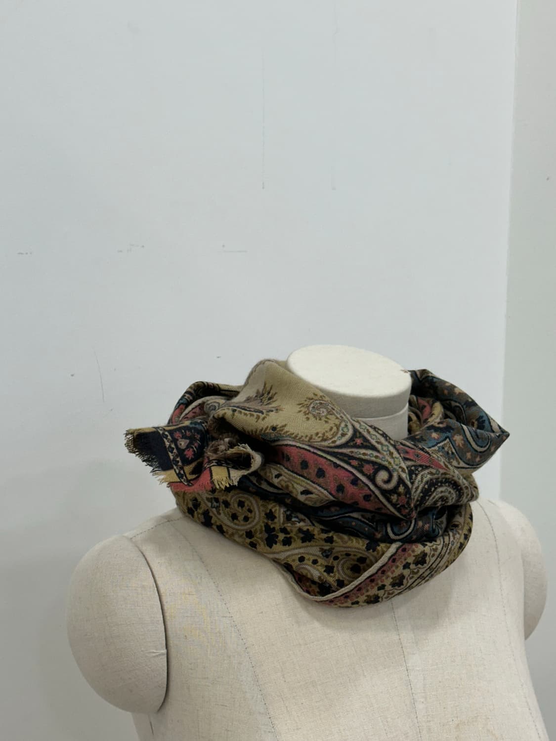 에트로 캐시미어 실크 머플러 상품이미지3