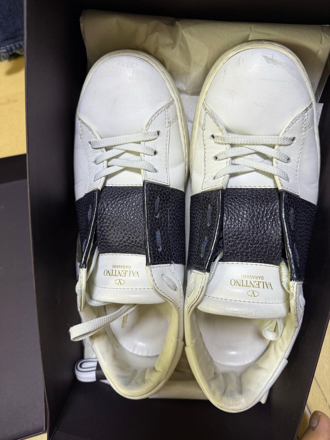 안냐세요 발렌티노 락스터드 41사이즈 판매합니다!!(진짜 이쁨)(정품) 상품이미지2