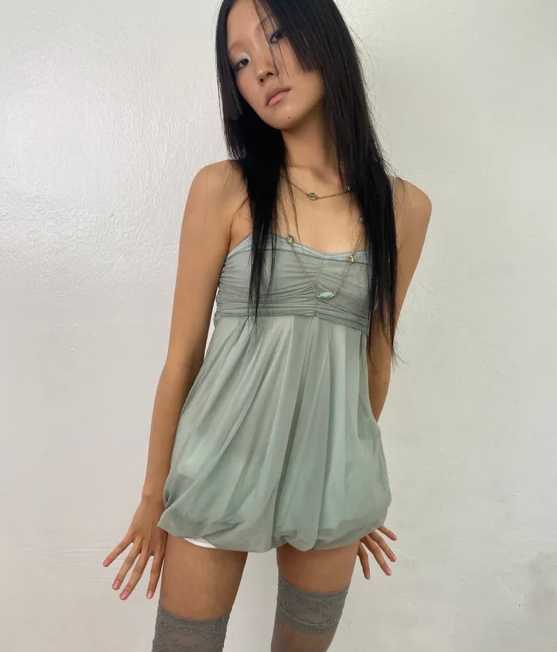 루즈슬립오버 메쉬 플러프 미니 탑 세이지민트 상품이미지1