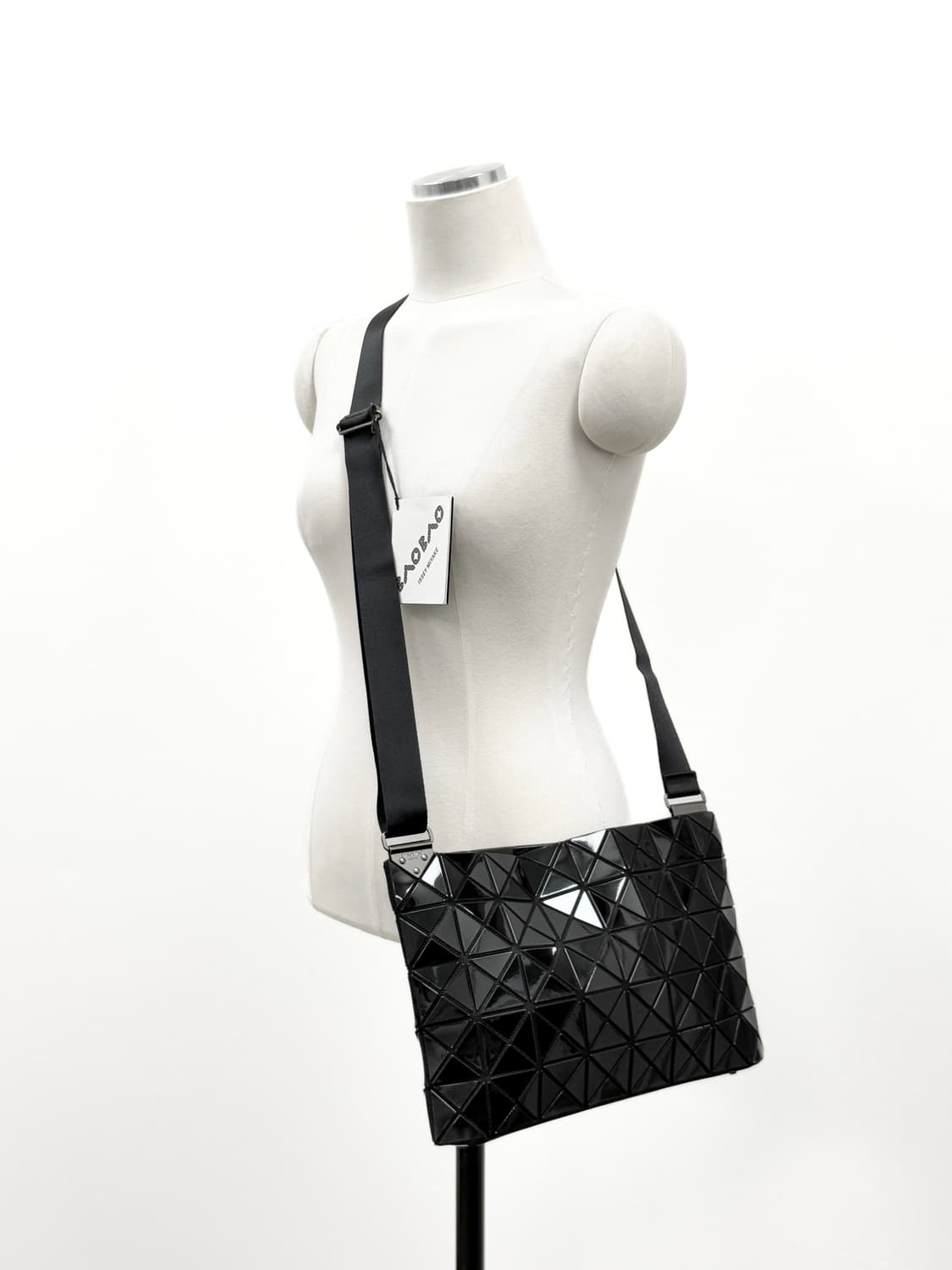 바오바오 이세이미야케 루센트 지퍼 숄더백 상품이미지4