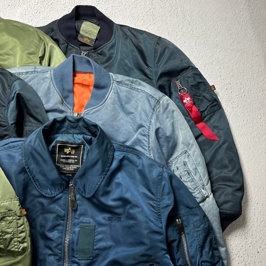 Alpha Industries B-15 Flight Jacket 상품이미지8