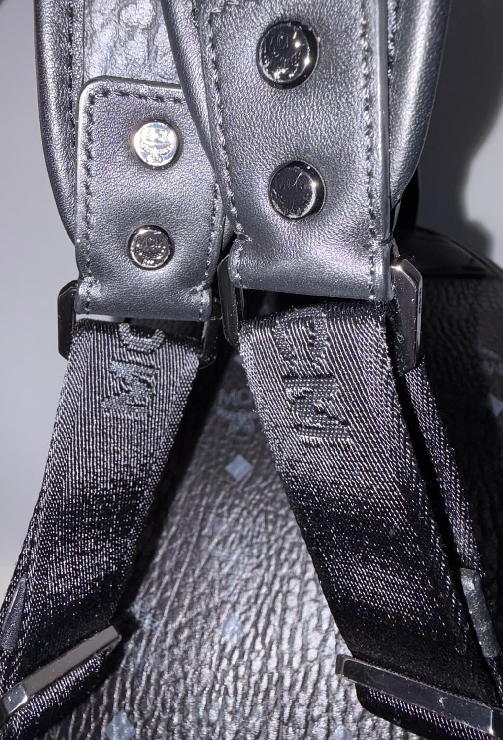 mcm 비세토스 스타크 백팩 블랙 양산형 지뢰계 서브컬쳐 스나계 갸루 상품이미지6