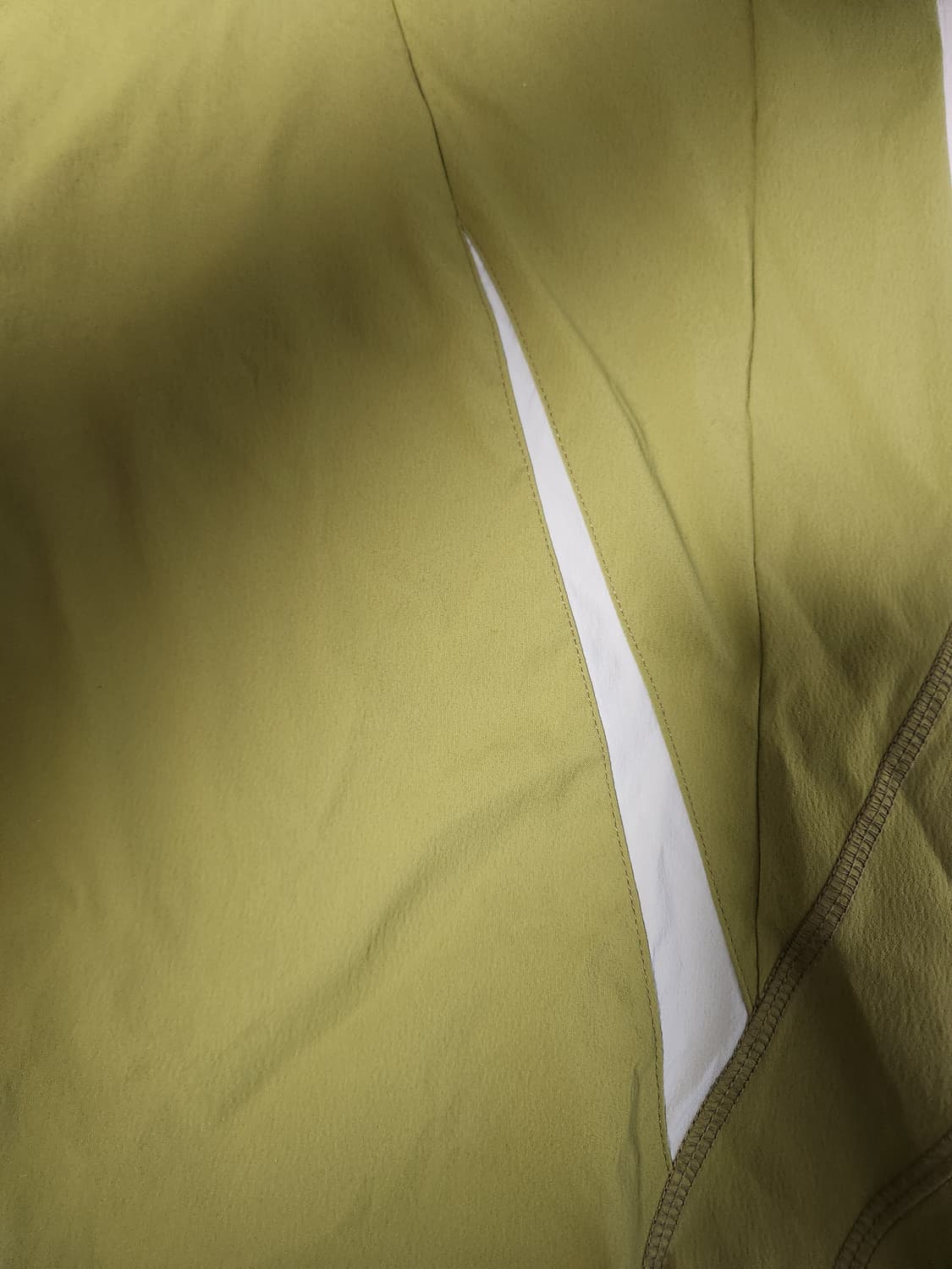 새상품급)살로몬 남성 레이스 플래그 피크 우븐 피스테 긴팔티 사이즈xl
 상품이미지8