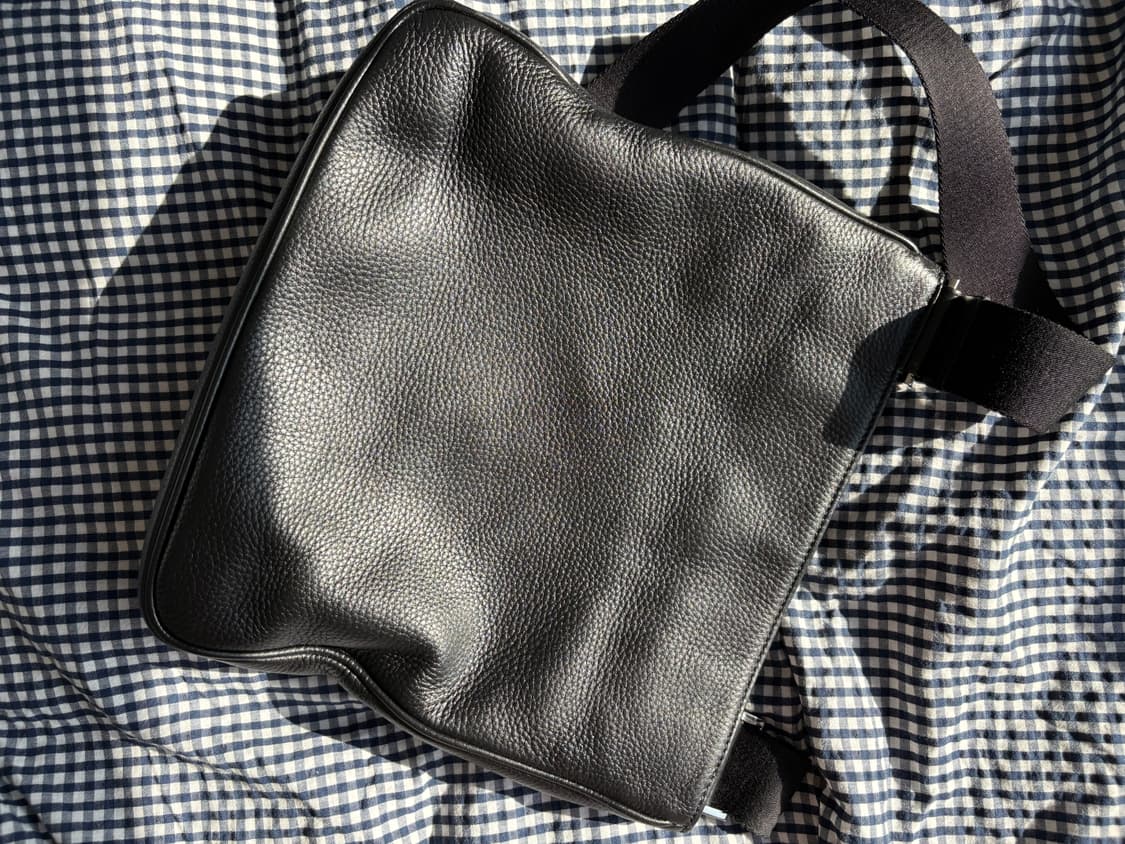 프라다 레더 크로스백 상품이미지4