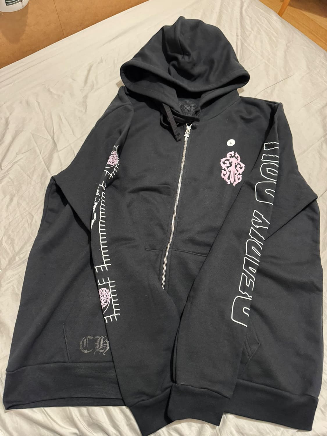[L] 크롬하츠 홀스슈 바인 대거 데들리돌 집업 후드 블랙 상품이미지3