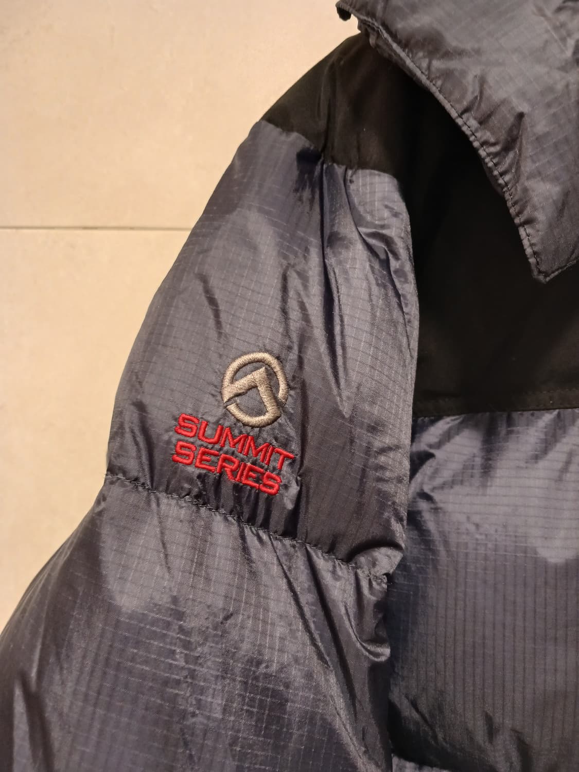 노스페이스 눕시 정품 여성 패딩 90 (S) 사이즈 상품이미지8