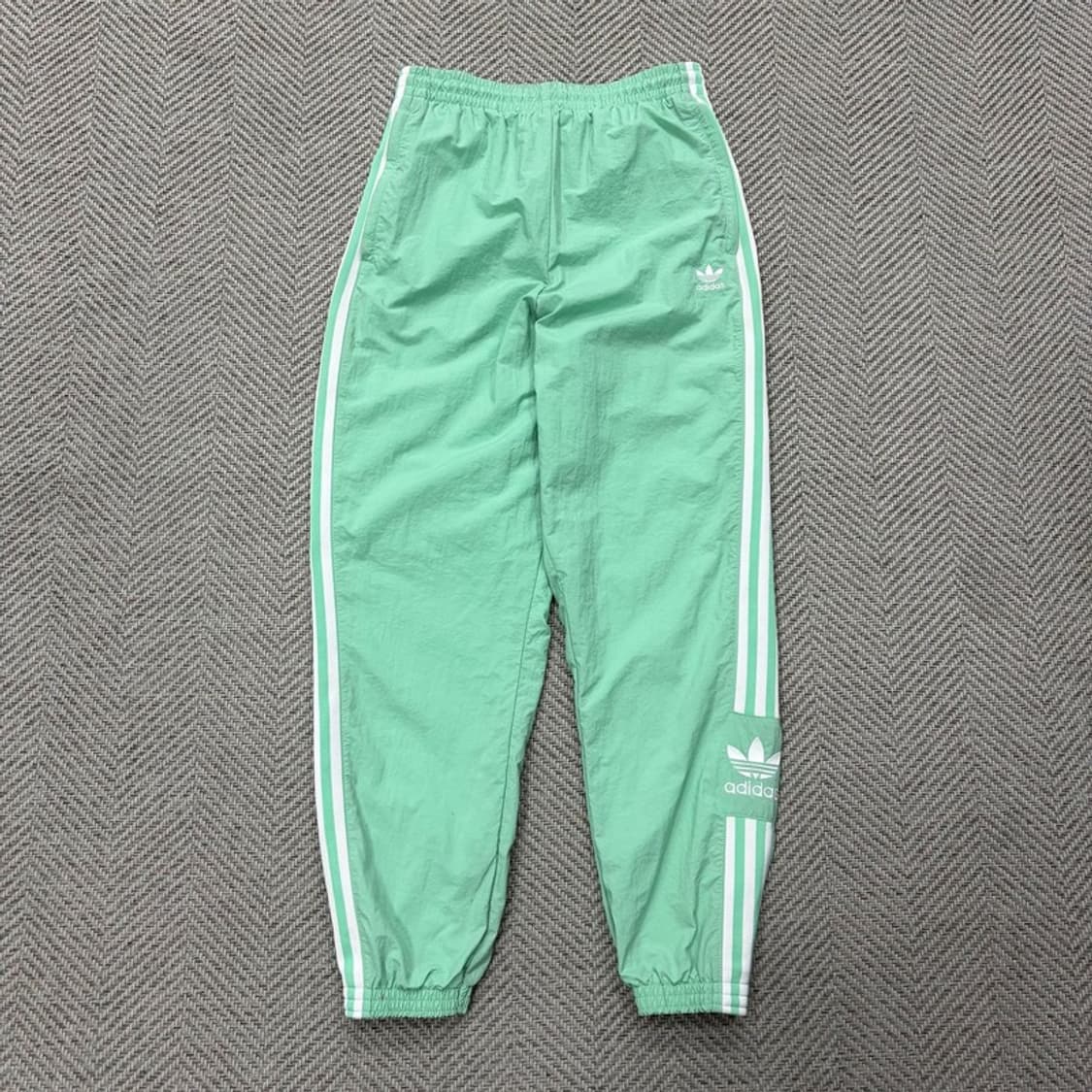 아디다스 삼선 트레이닝 조거팬츠 v2452 상품이미지1