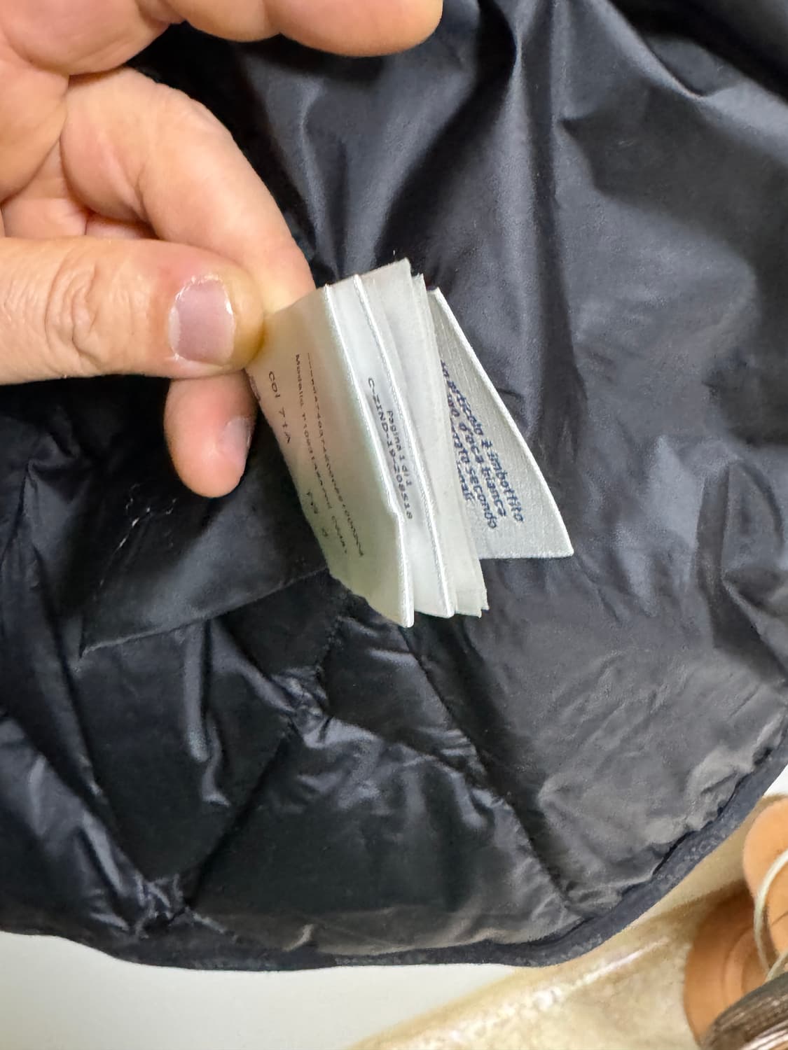 몽클레어 여성 경량 롱패딩 블랙 상품이미지7