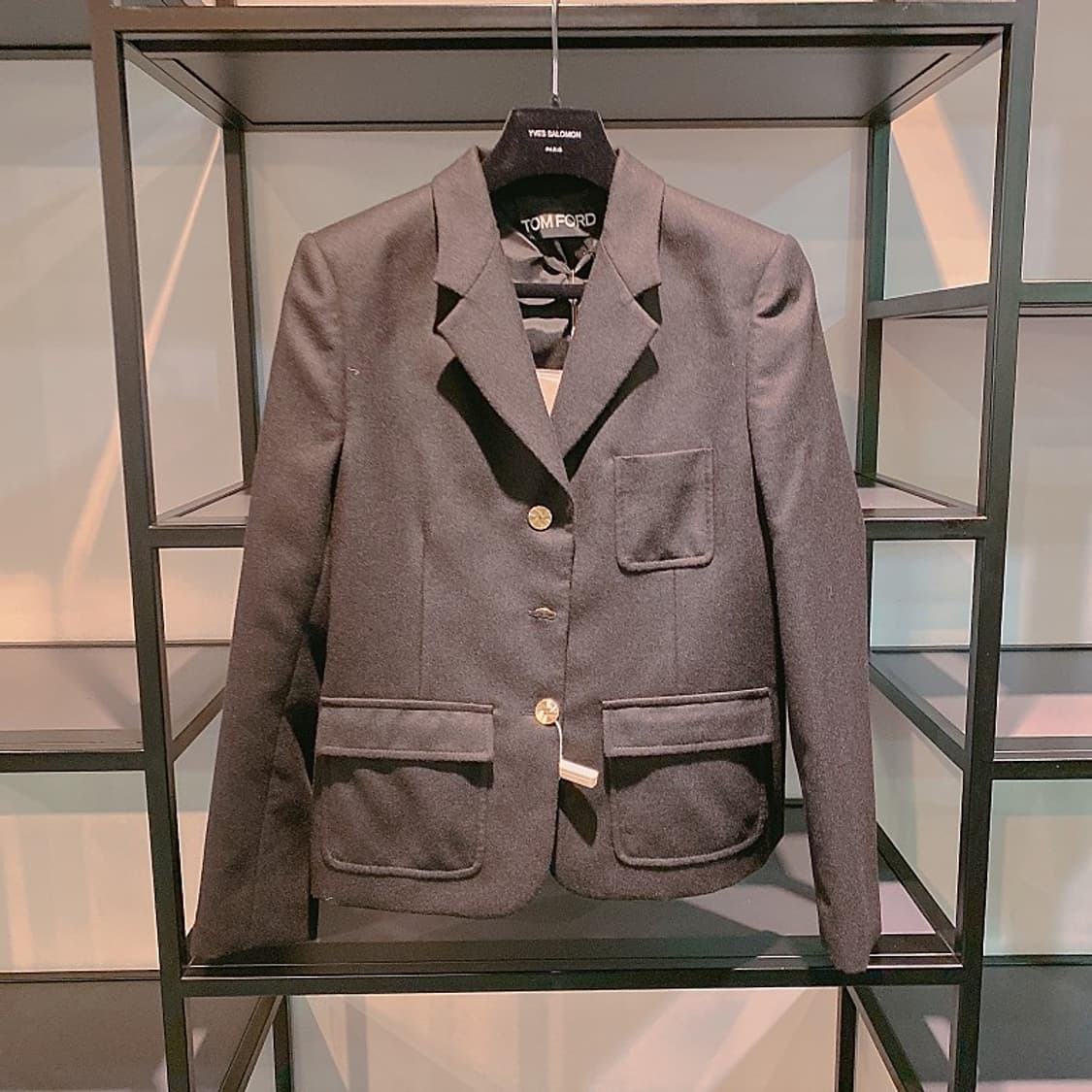 톰포드 여성 블랙 캐시미어 100 골드버튼 자켓 85% 상품이미지1