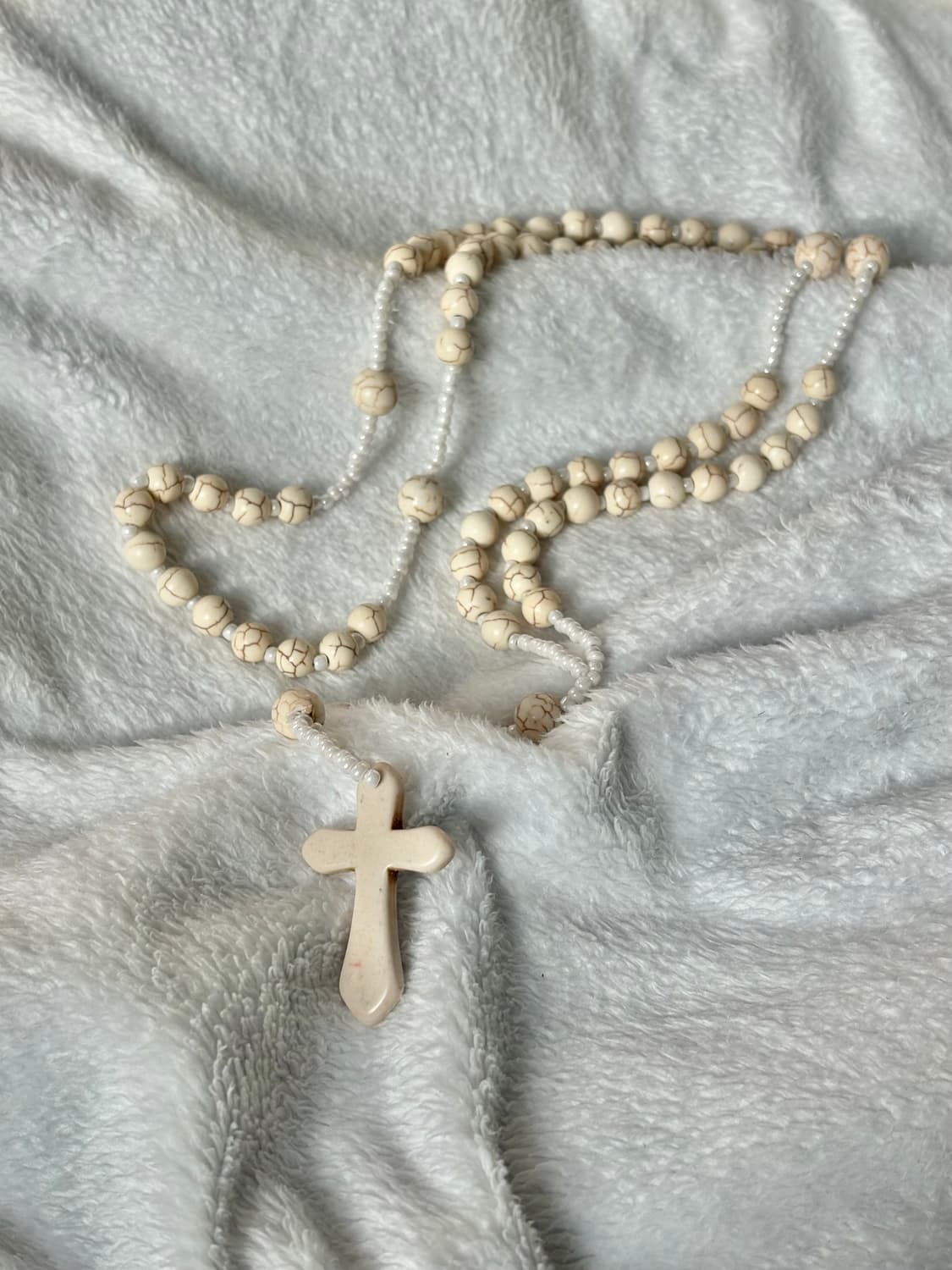 아이보리 크랙 빈티지 로자리오 상품이미지1