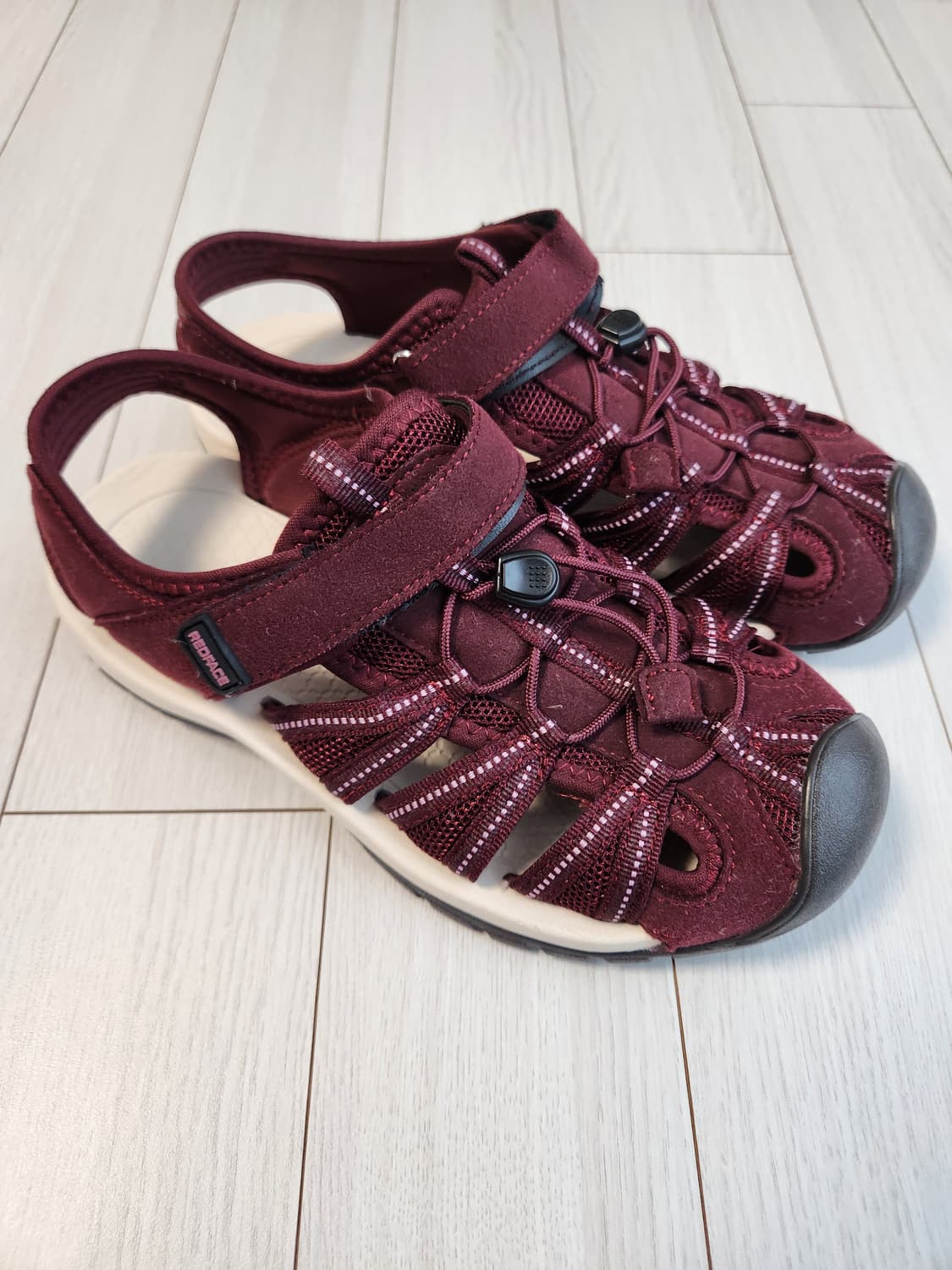 레드페이스 하이킹 바캉스 여성용 샌들 충격흡수 디어우먼샌들 사이즈240
 상품이미지3