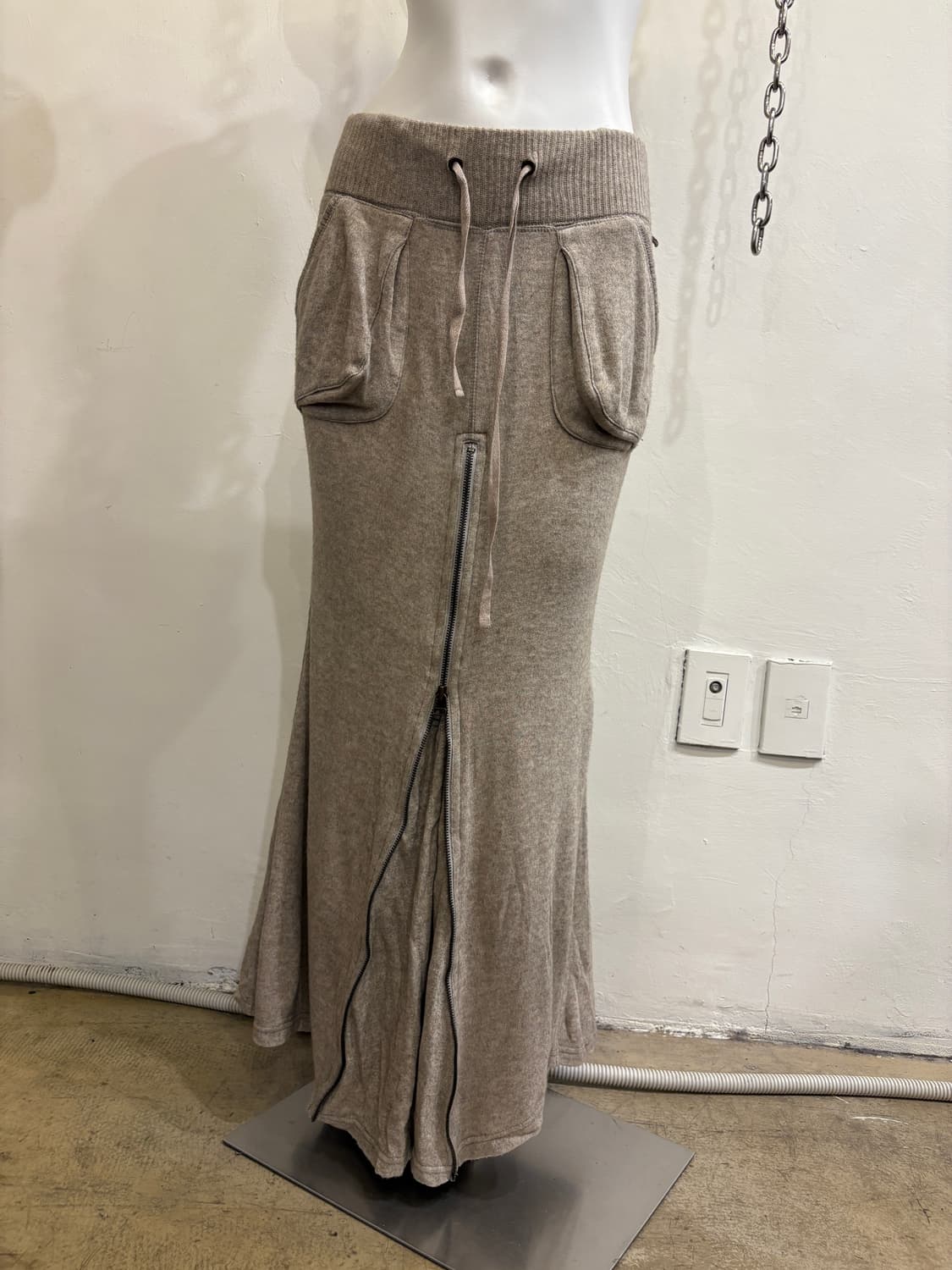 g.o.a 고아 입체포켓 오트밀 지퍼스커트 갸루 y2k 상품이미지1