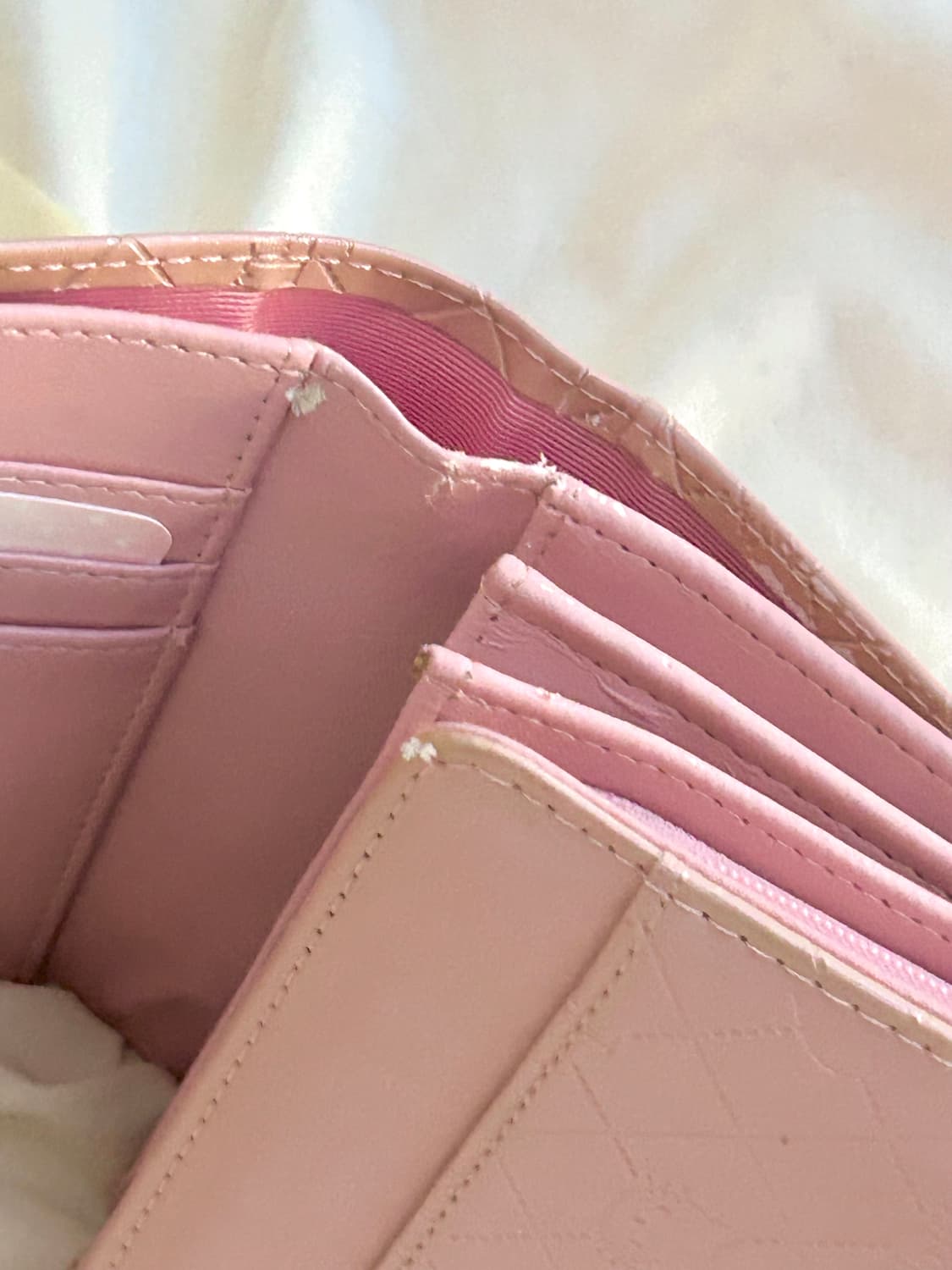 일본 산리오 헬로키티 에나멜 핑크 갸루 희귀 고전 지갑 y2k 상품이미지7