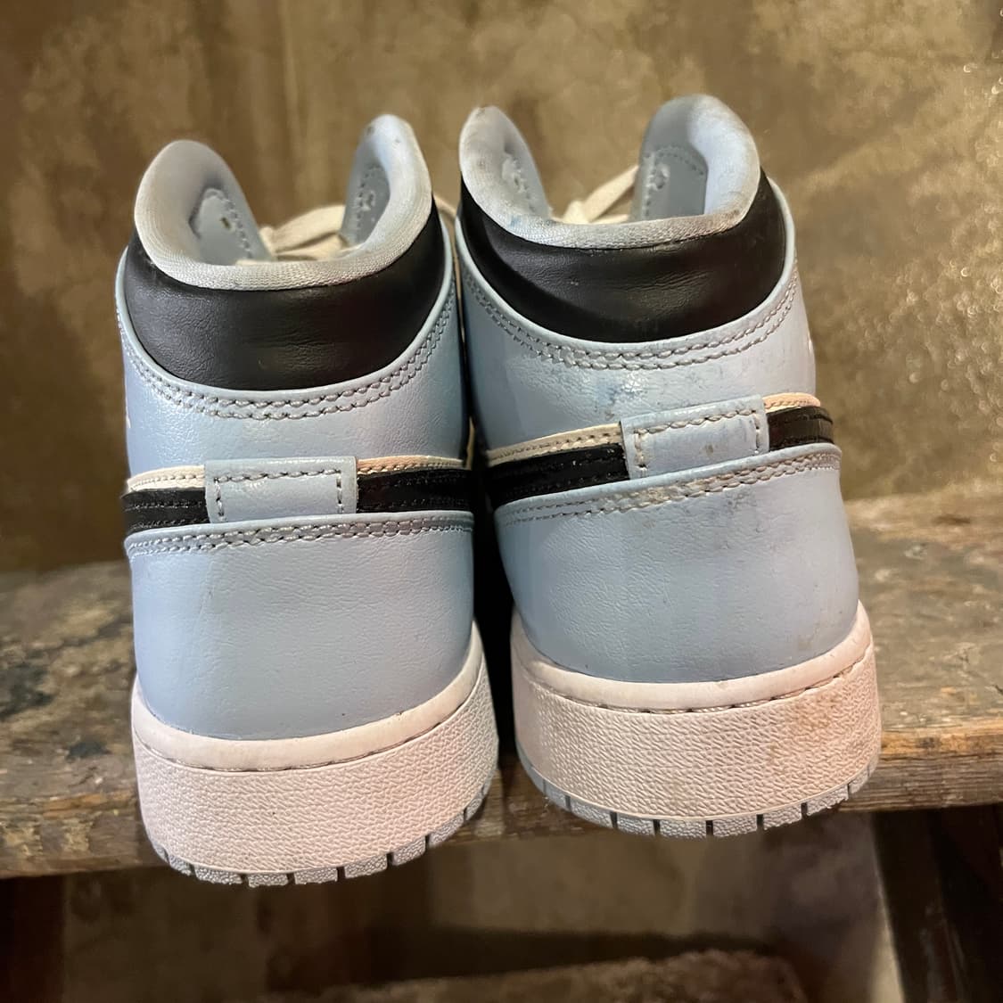 나이키 에어조던 1 미드 상품이미지6