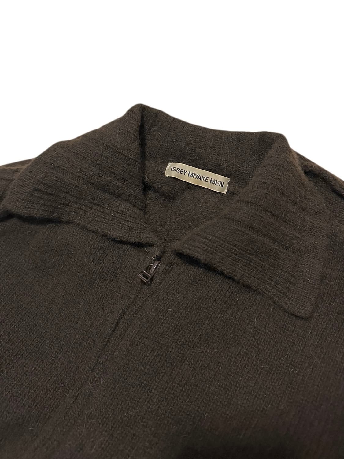이세이 미야케 맨 니트 집업 상품이미지3