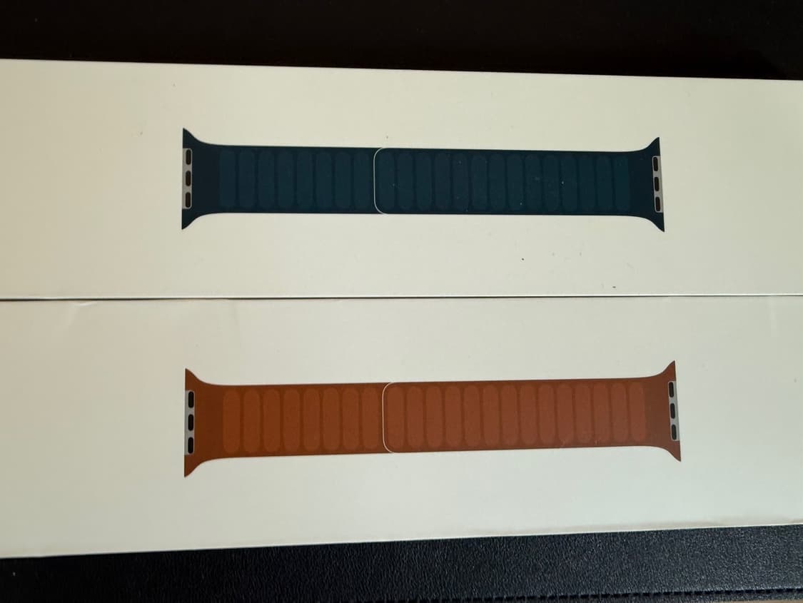 애플워치 38/40/41mm 규격 레더 마그네틱 정품스트랩 상품이미지1