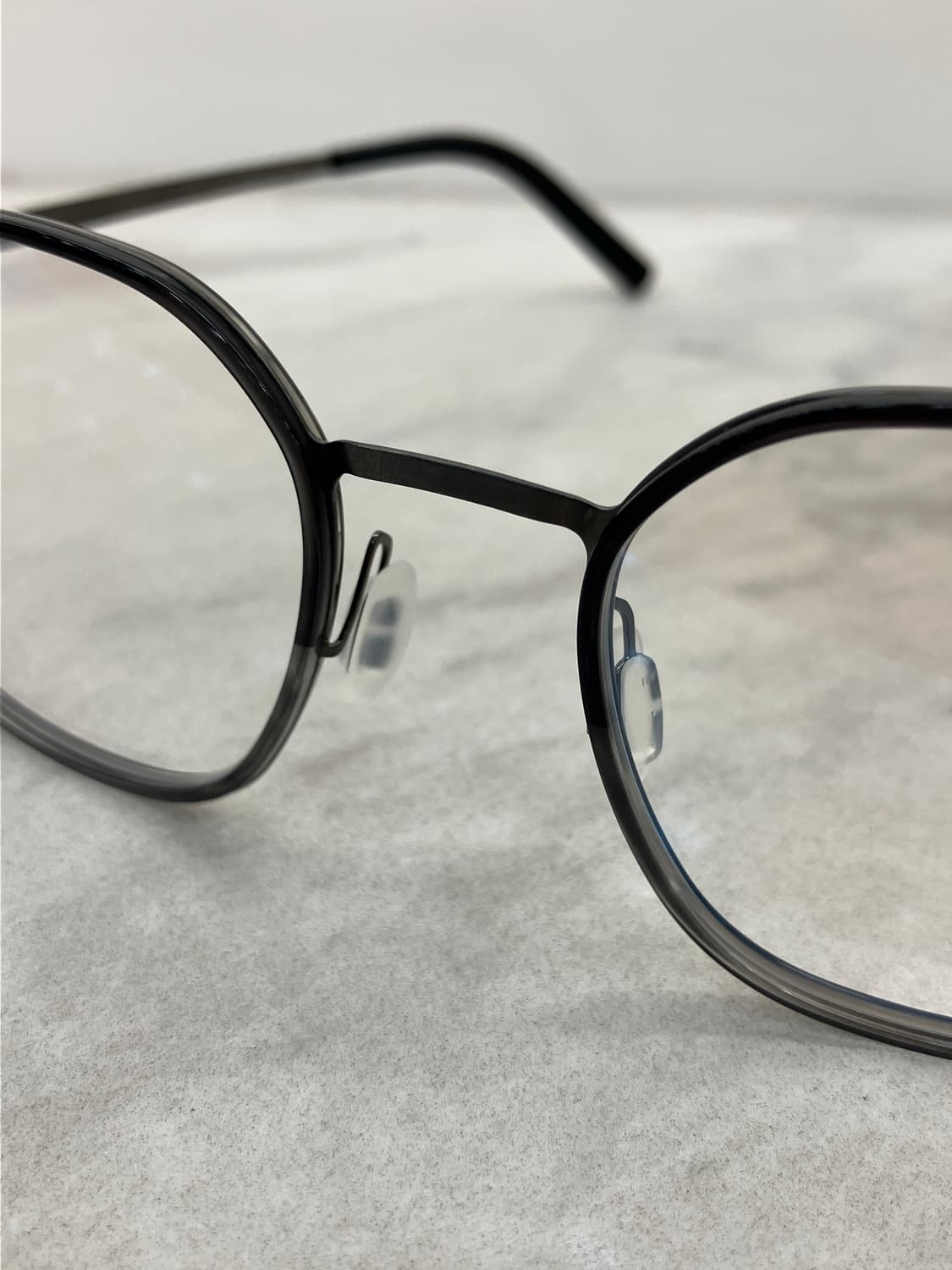 니로 NIRO 딥실버 차콜클리어 솔텍스 웰링턴 메탈테 안경 상품이미지5