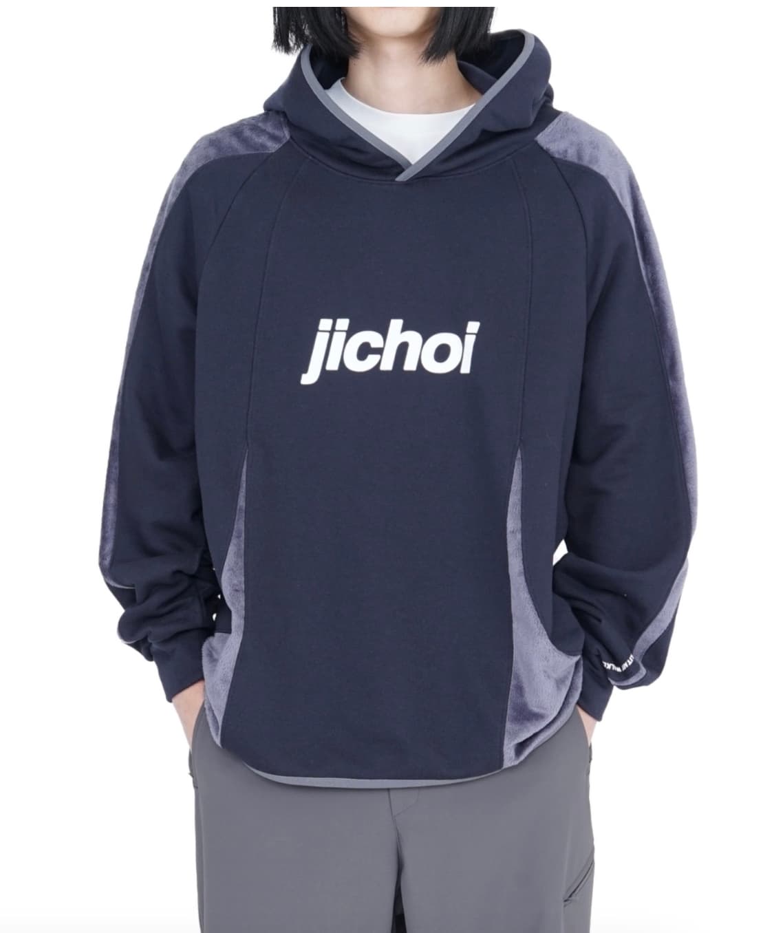 지초이 JICHOI AW25 SOLITARY WALKER 후드티   상품이미지1