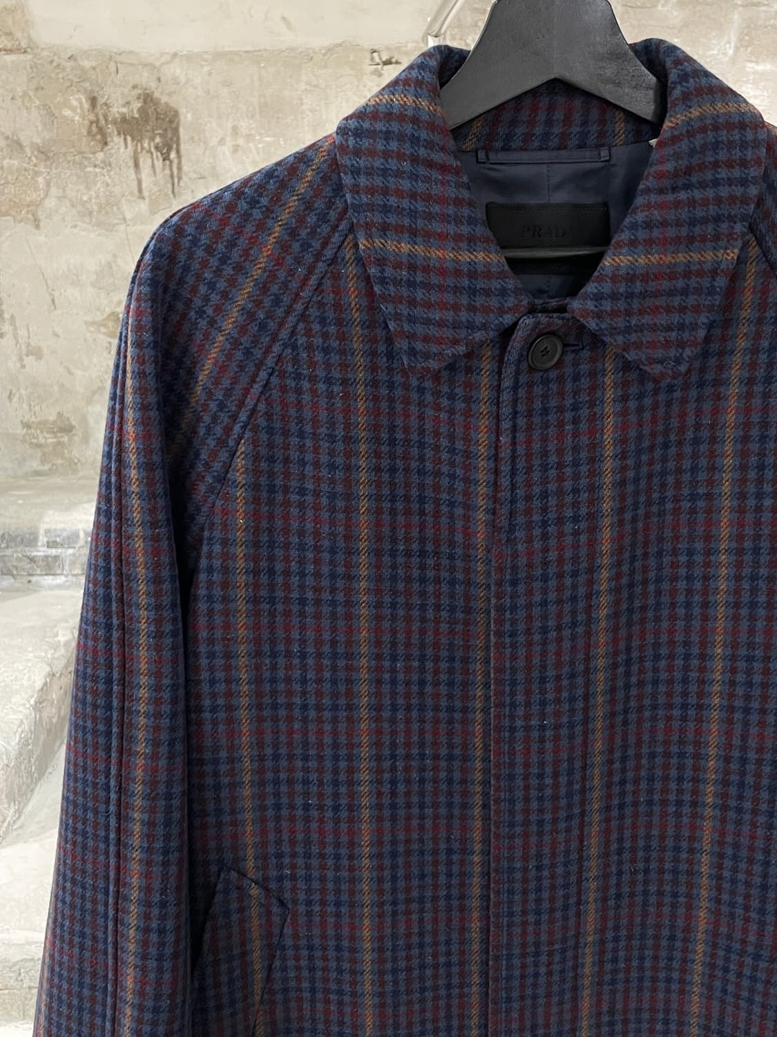 프라다 블루 하운드 투스 체크 히든 버튼 울 숏 코트 상품이미지2