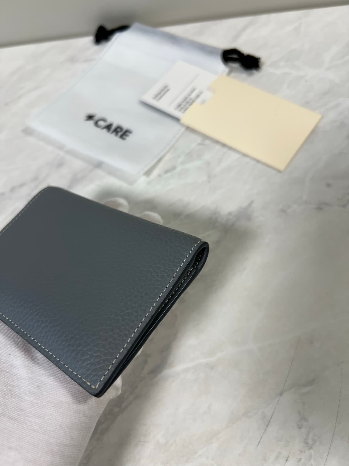 디올 CD 아이콘 버티컬 바이폴드 지갑 상품이미지7