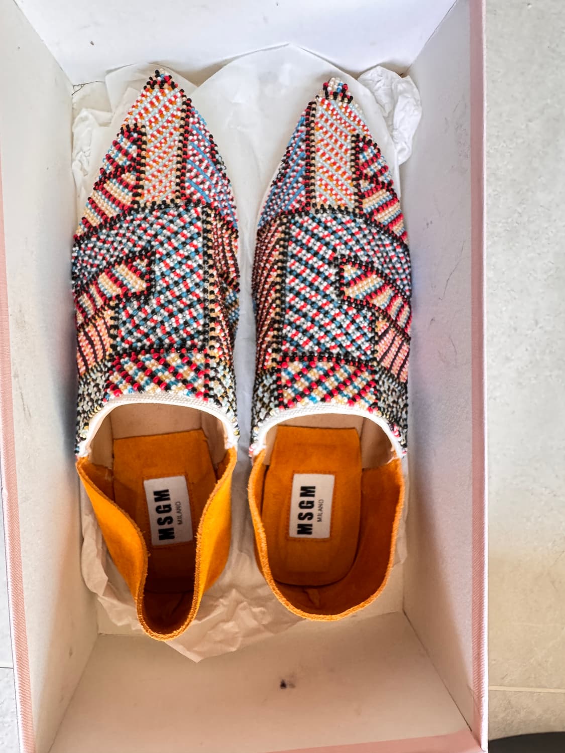 새상품 MSGM 엠브로이더리 비즈 바부슈 로퍼&슬리퍼 37(240) 상품이미지1