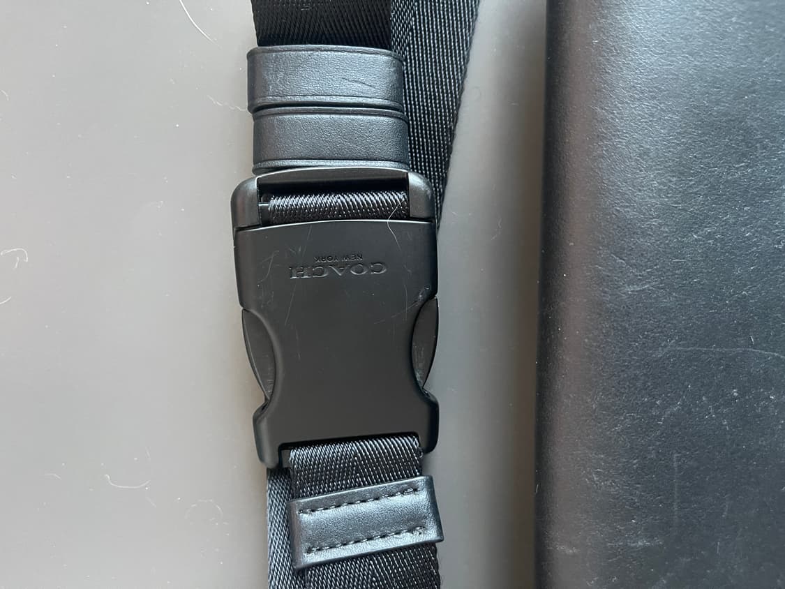 COACH 코치 시그니처 크로스백 블랙 상품이미지4