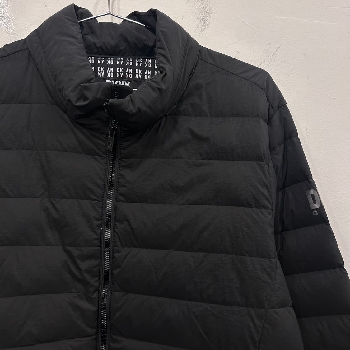 도나카란 골프 구스다운 퀼팅 투웨이 경량패딩 상품이미지1