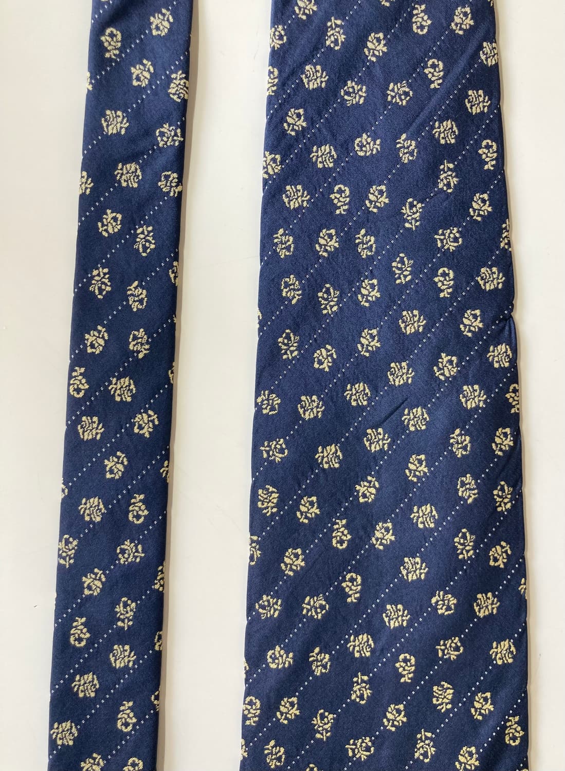 니나리치 넥타이 상품이미지3