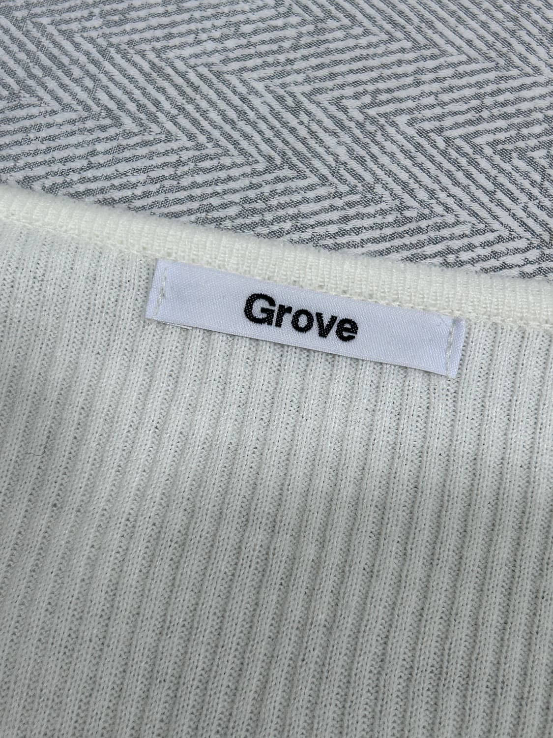 [F] 그로브 아이보리 세미크롭 긴팔 니트 티셔츠 여성 프리사이즈 상품이미지4