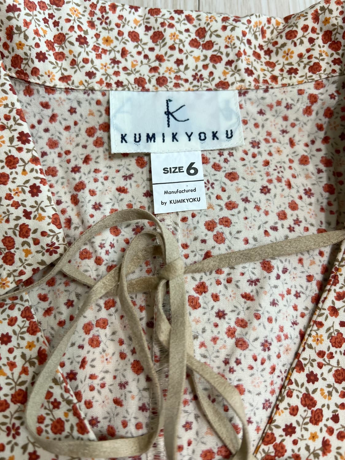 쿠미쿄쿠 잔꽃 은강아지 단추 블라우스 상품이미지5