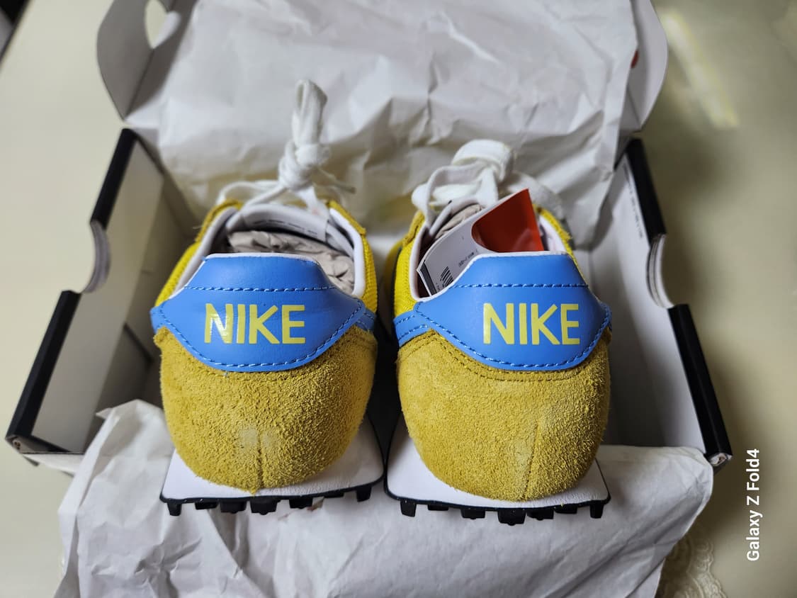 나이키 데이 브레이크 옐로우 230mm 새상품판매합니다. 상품이미지3