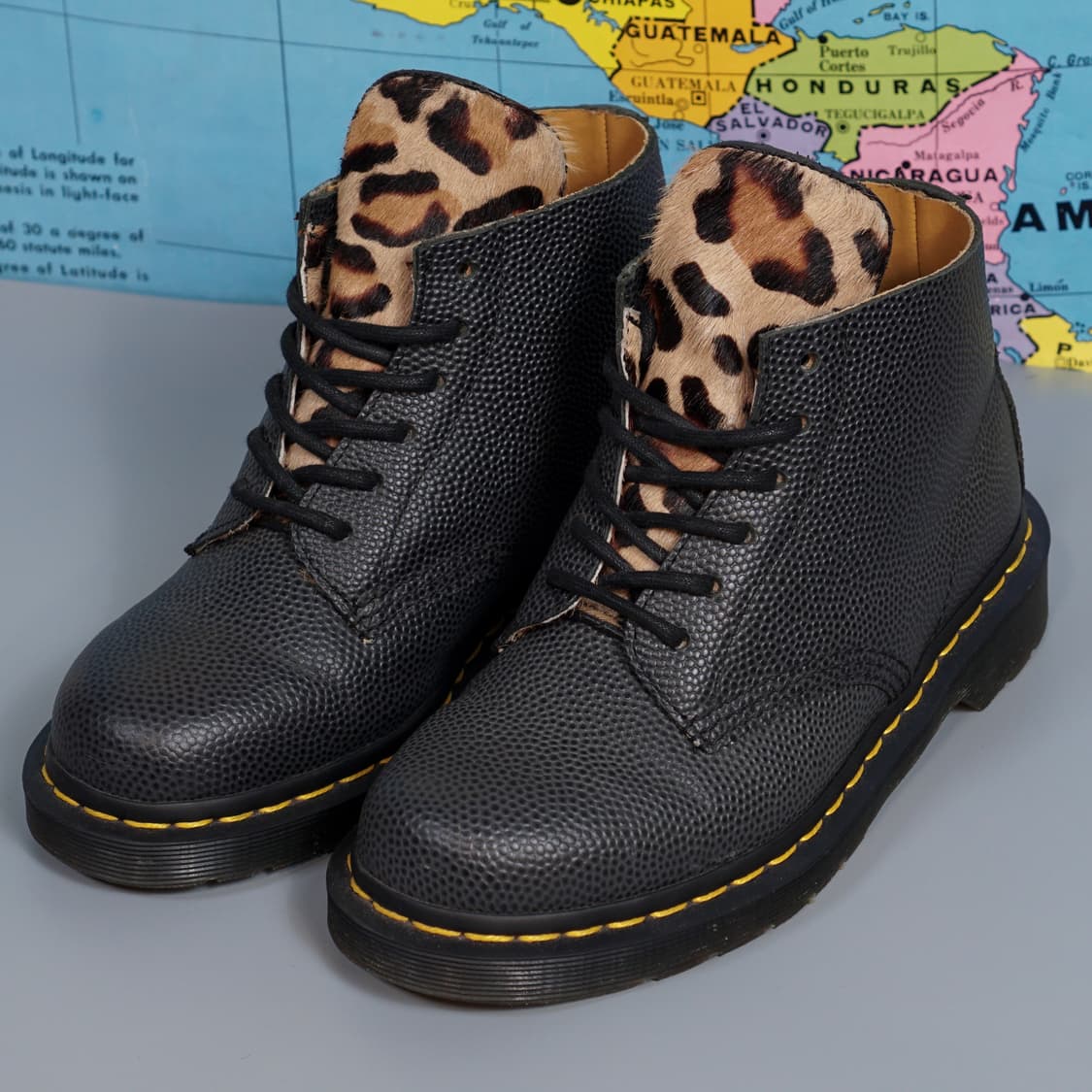 닥터마틴 X 스투시 1460 송치 부츠 상품이미지2