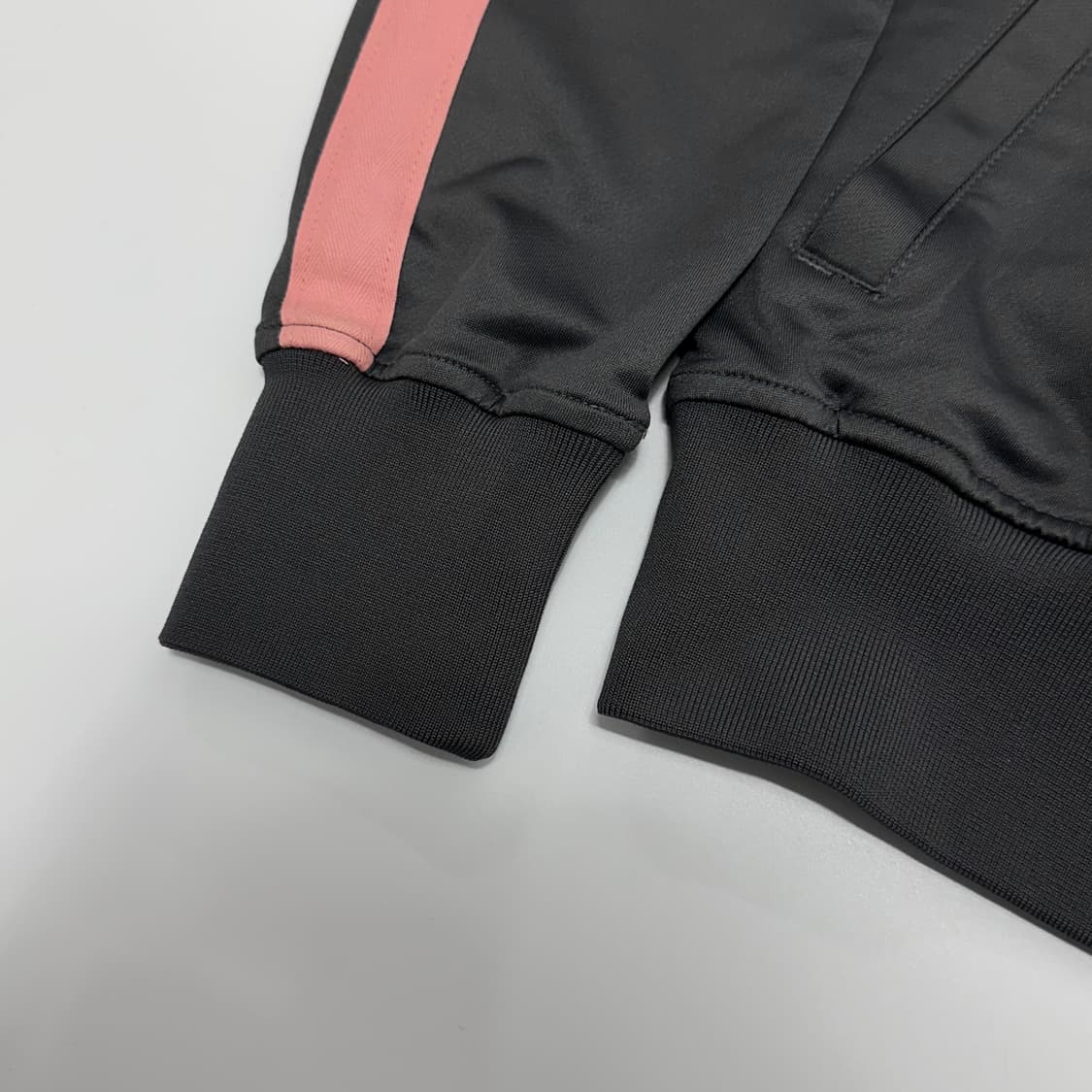 노스페이스 그레이 핑크 져지 트랙탑 상품이미지5