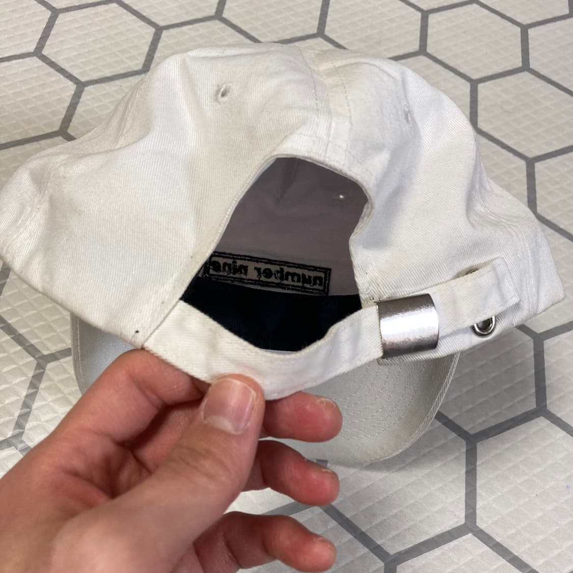 (OS) 넘버나인 박스로고 캡 화이트 상품이미지7