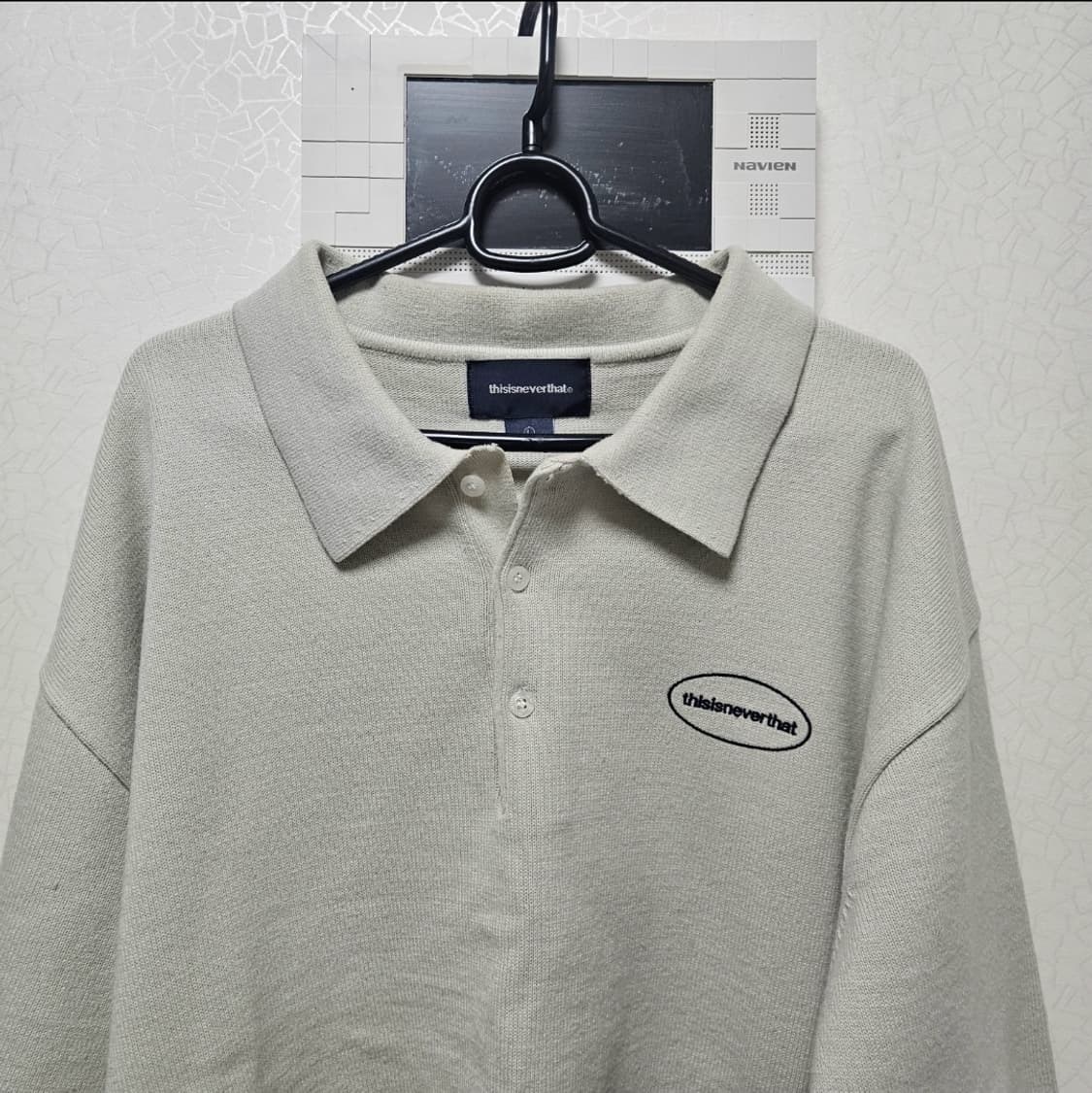 디스이즈네버댓 E/T-Logo Knit Polo Ivory 카라 긴팔니트 상품이미지2