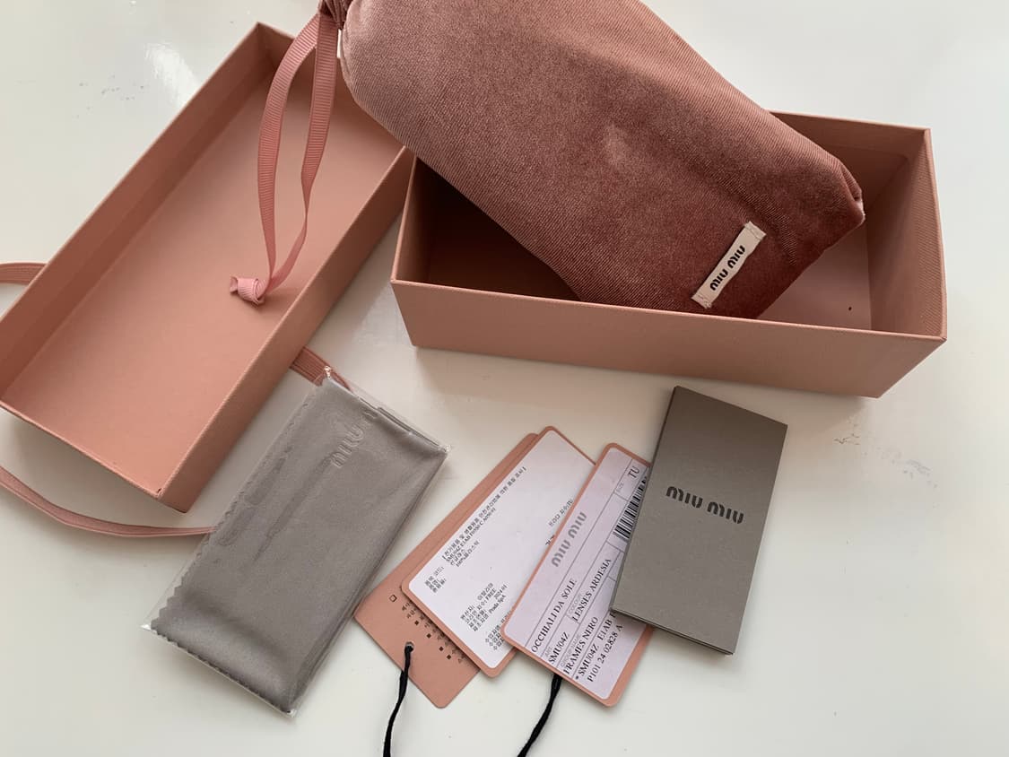 미우미우 리가드 선글라스 블랙 상품이미지2