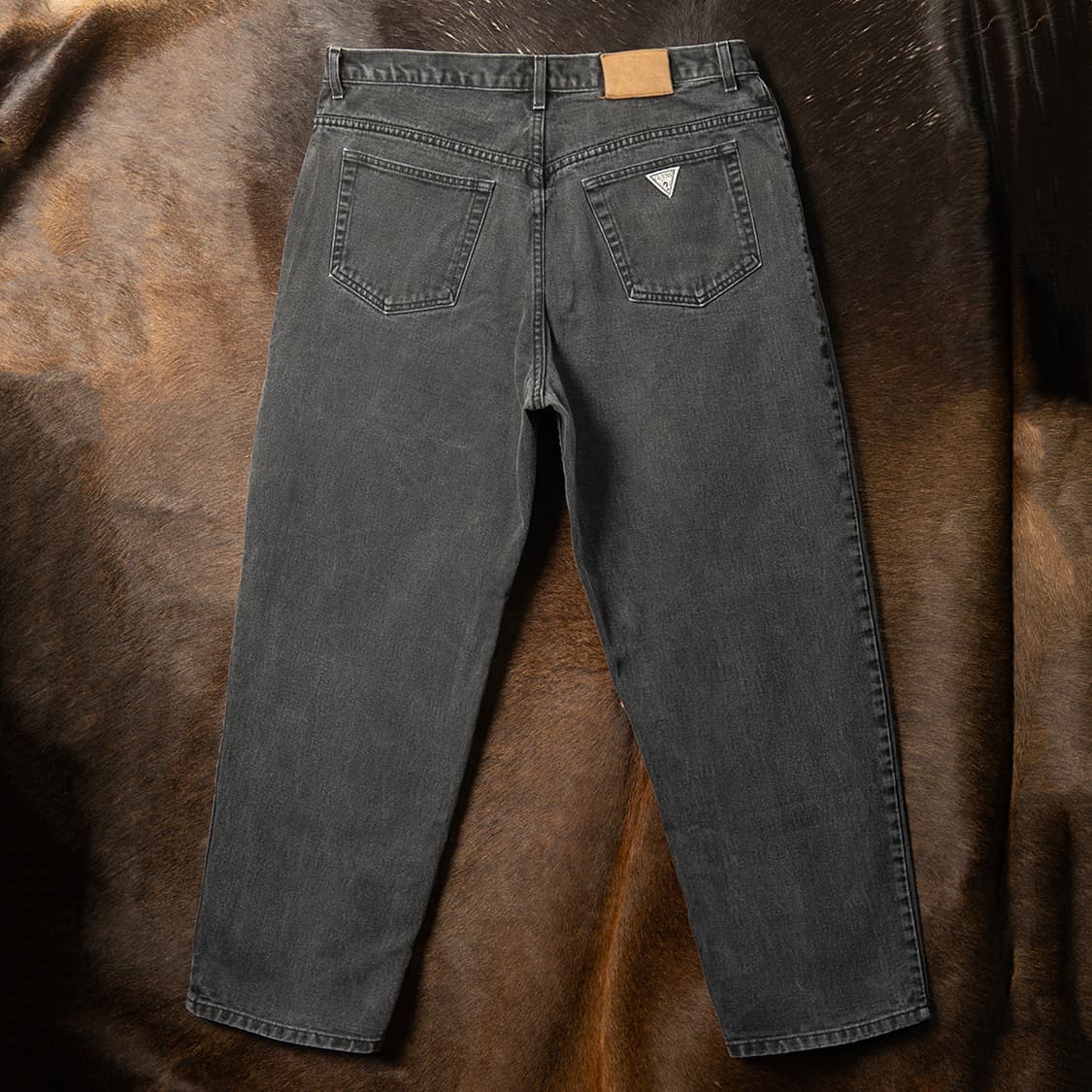 [36] 90s 게스 USA 메이드 릴렉스드 테이퍼드 데님팬츠 그레이  상품이미지5