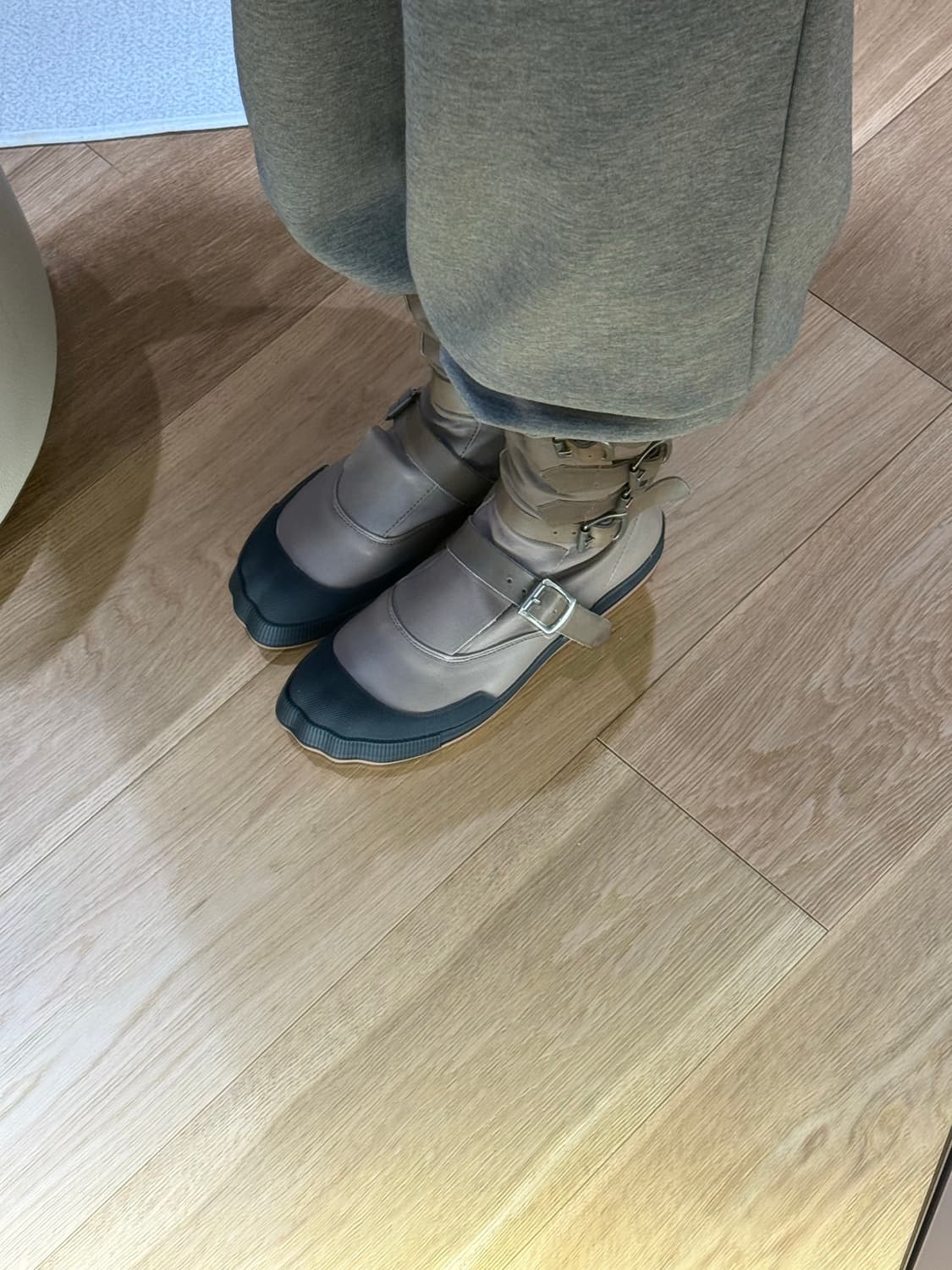 [40,255] 비비안웨스트우드 부츠 상품이미지2