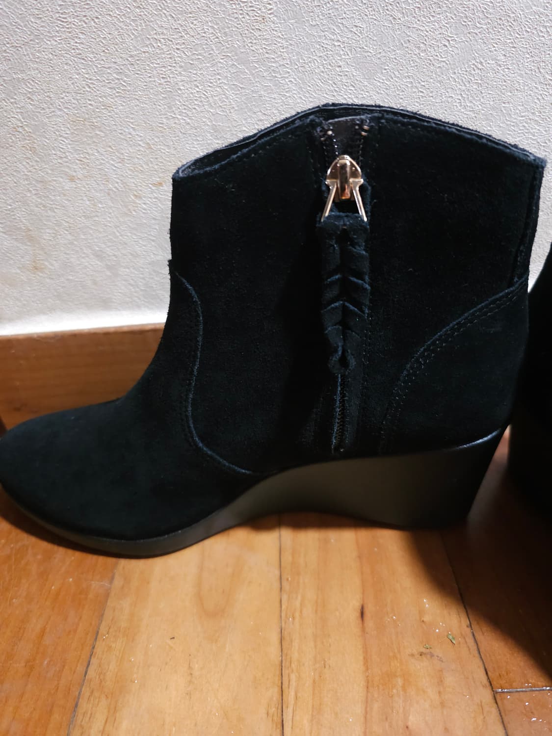 새상품)크록스 스웨이드 웨지힐 앵클부츠 240 상품이미지4