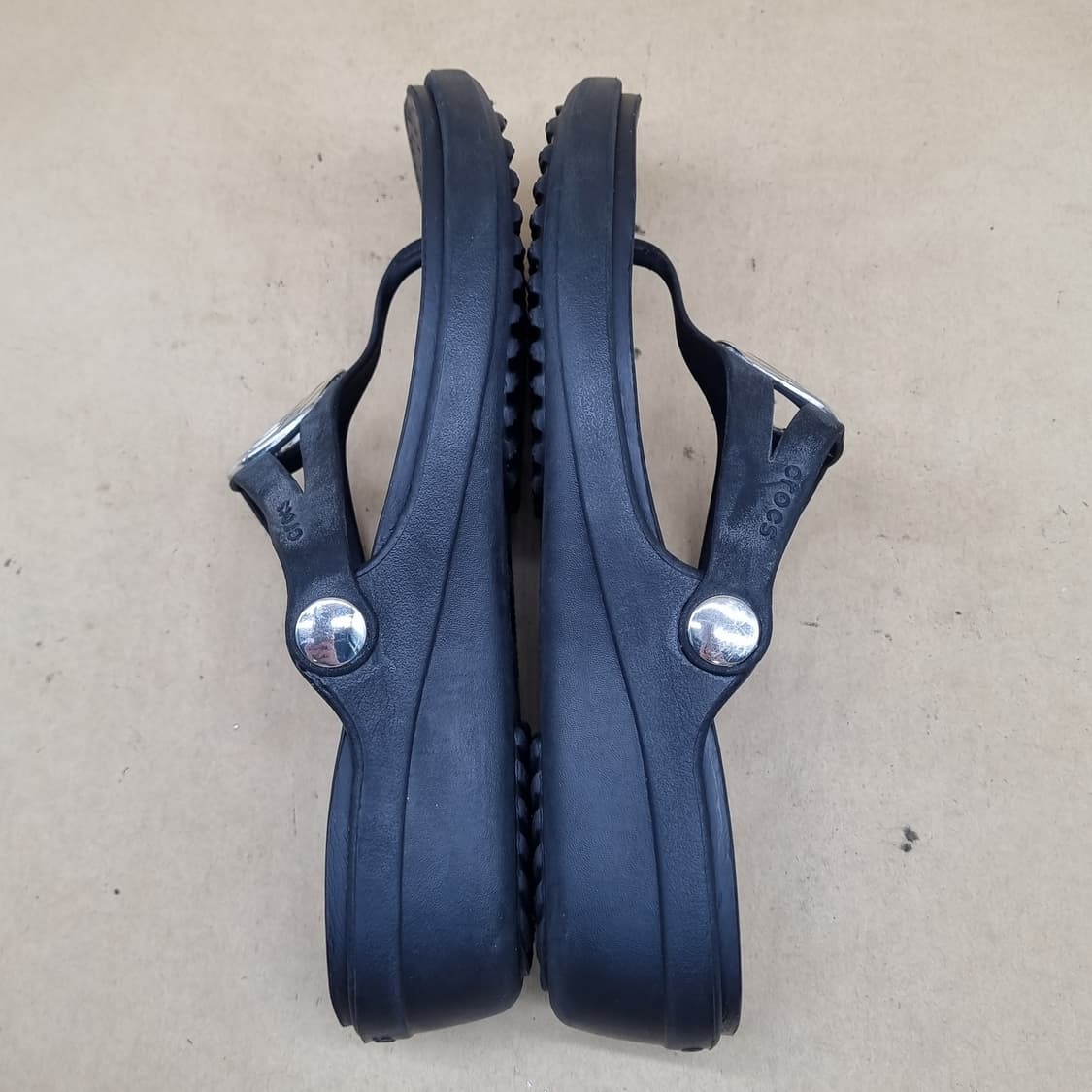 크록스 써클 웨지플립 쪼리샌들 240 상품이미지5