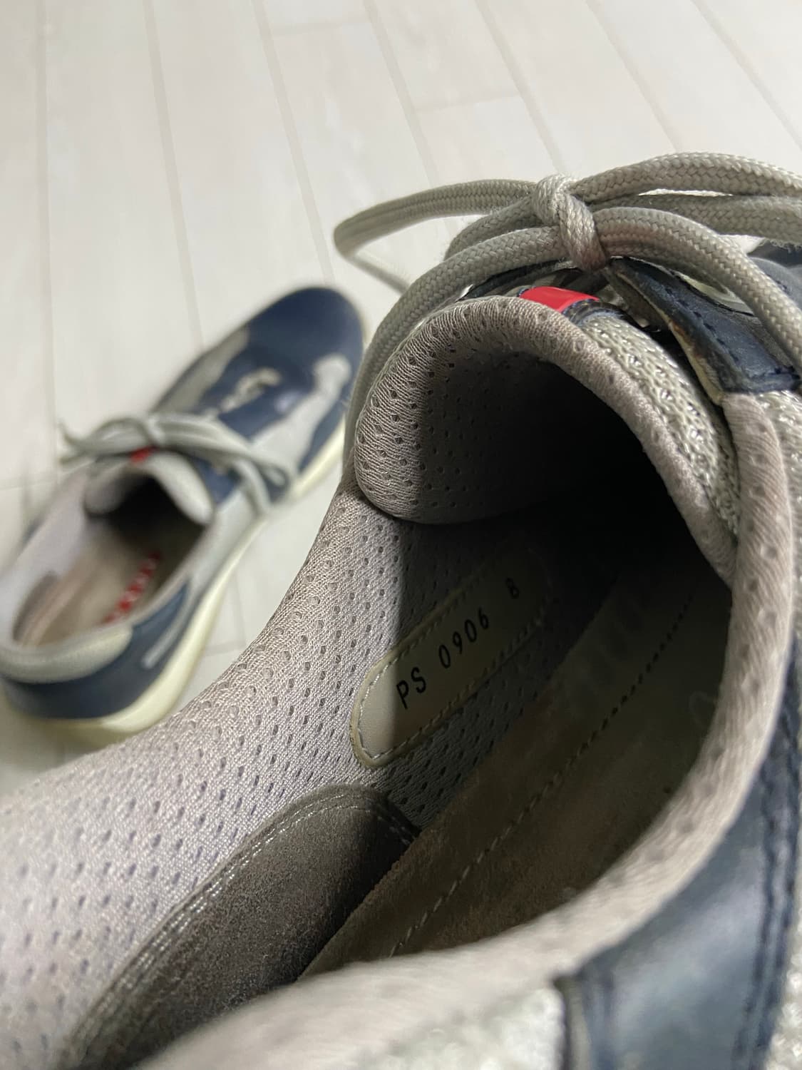 [8] 00s 프라다 아메리카컵 스니커즈 네이비 상품이미지9