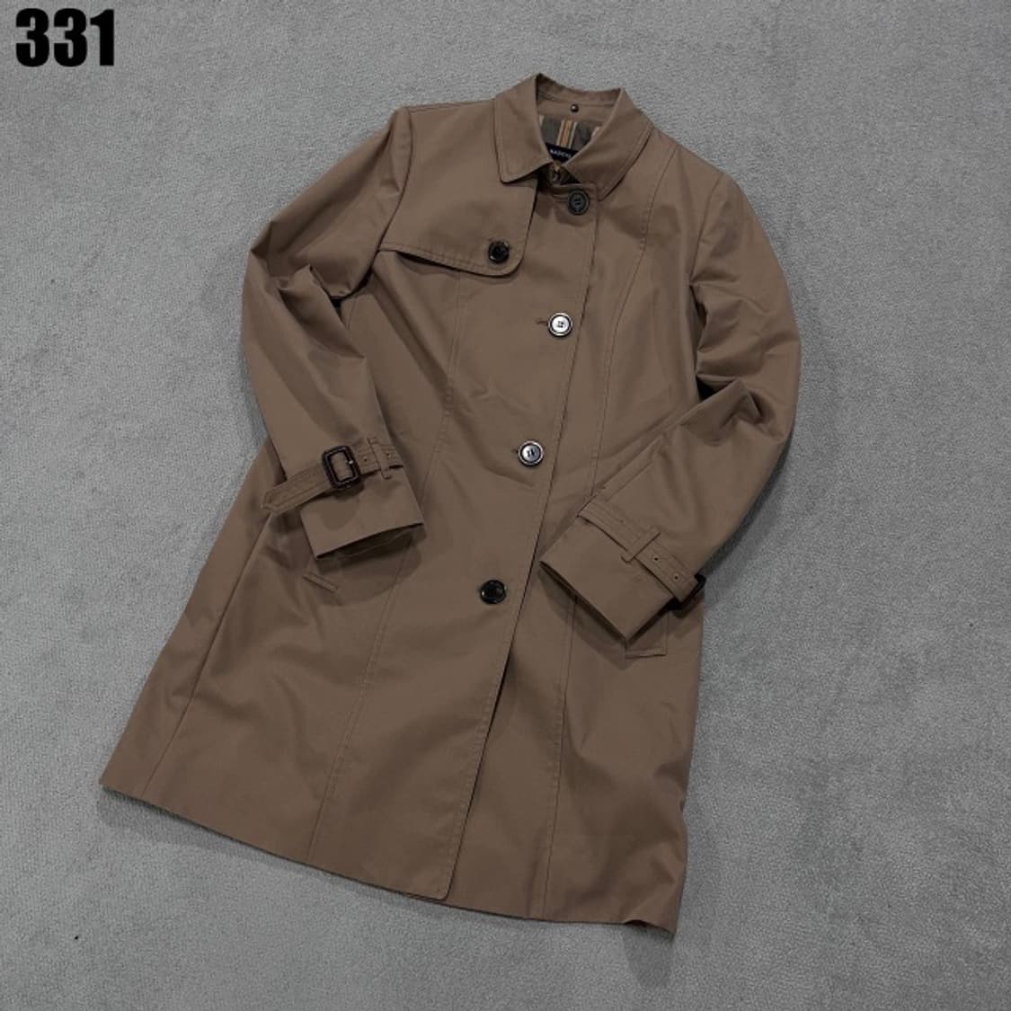 헤지스 베이지 코트  상품이미지1